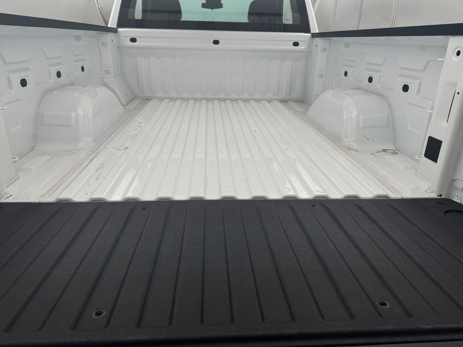 Thumbnail: 2026 Chevrolet Silverado 1500 - 5