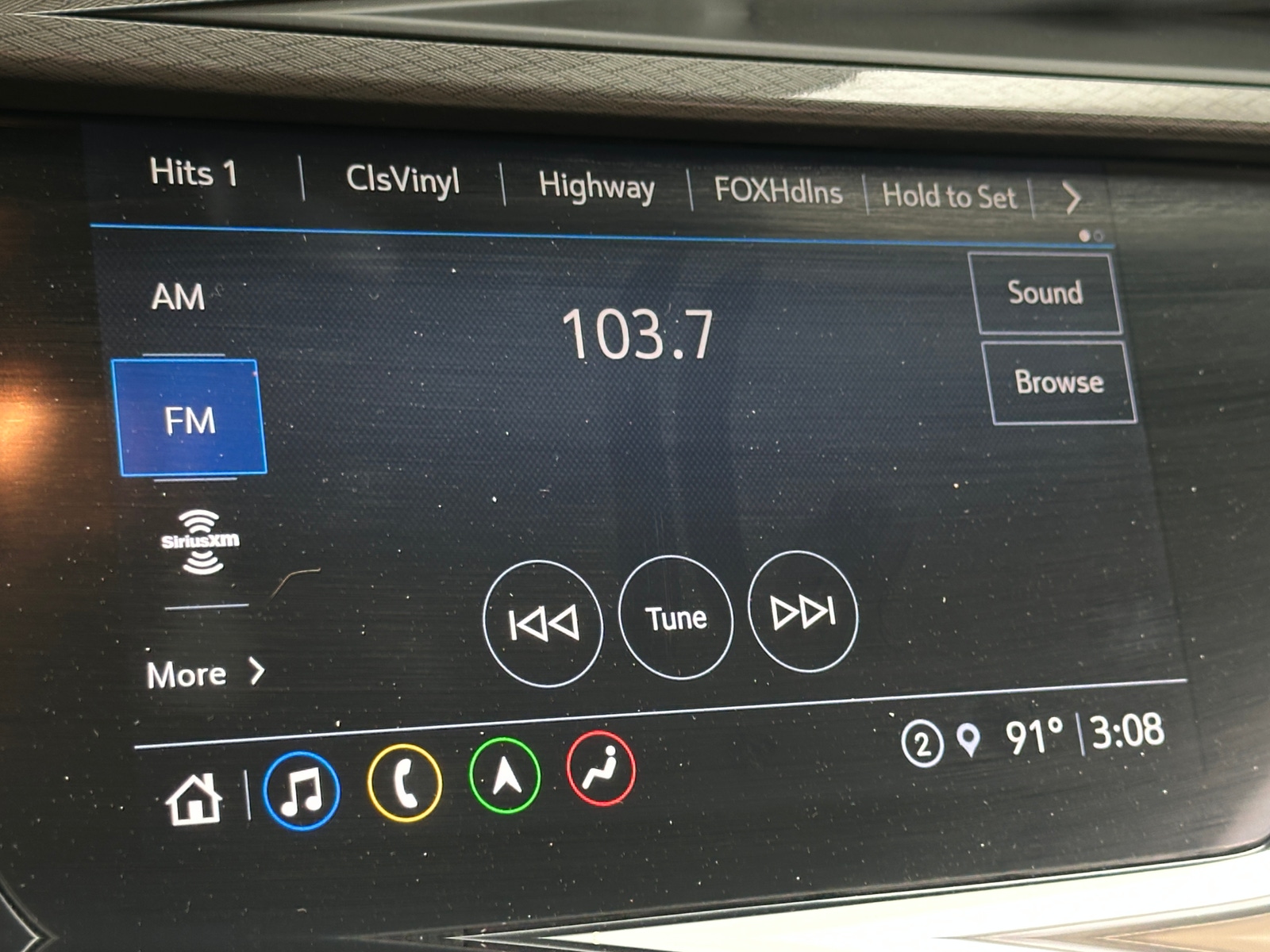 Thumbnail: 2022 Buick Encore GX - 3
