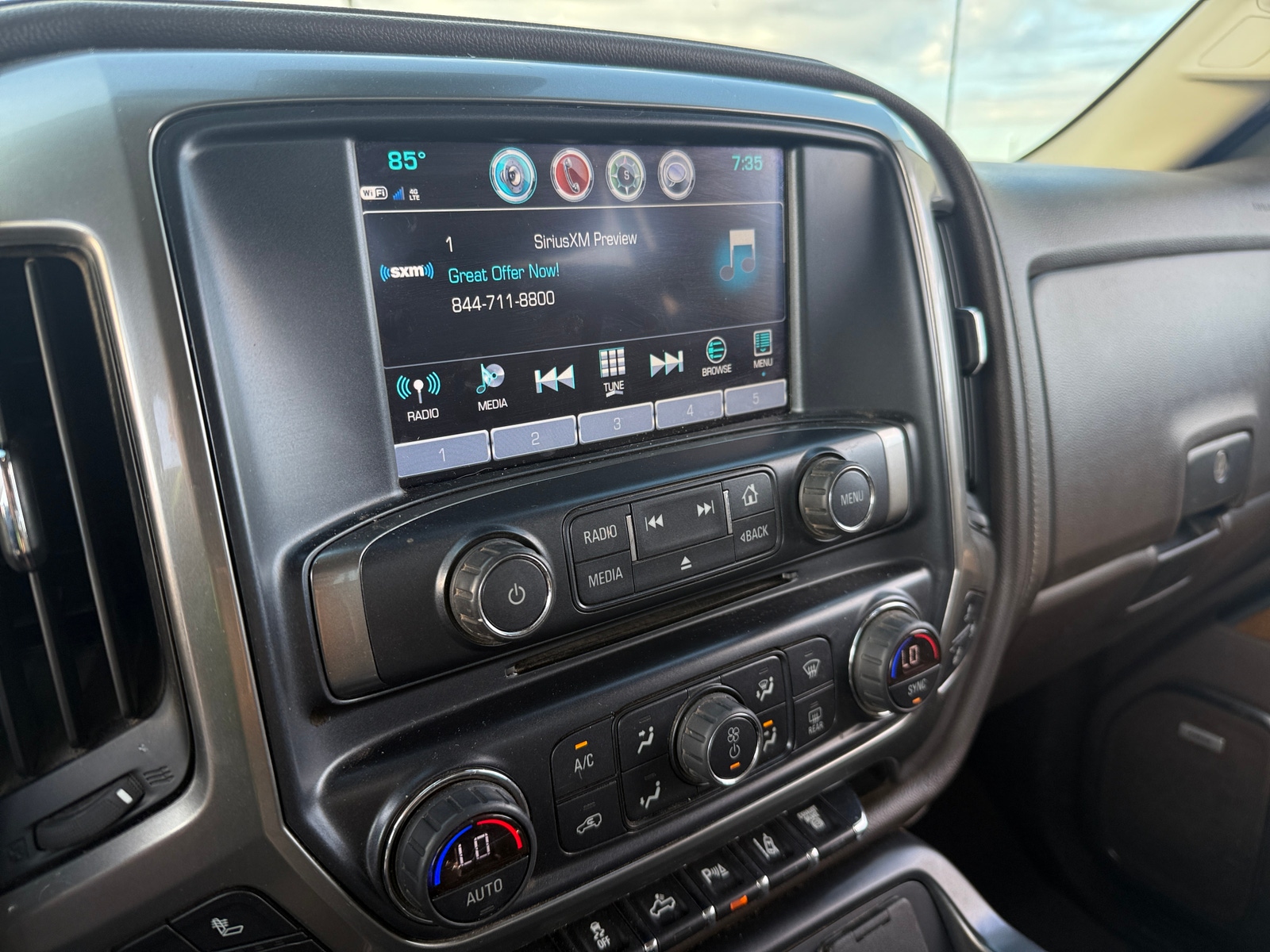 Thumbnail: 2018 Chevrolet Silverado 3500 - 3