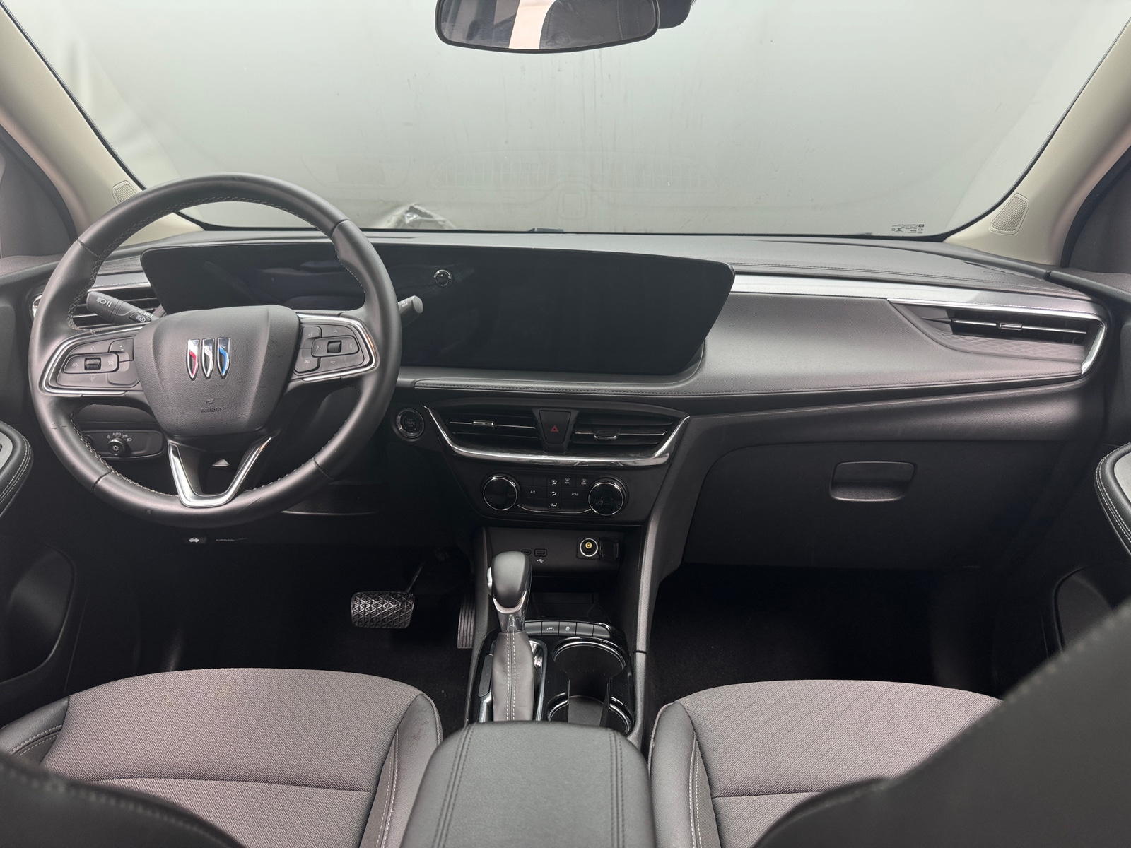 Thumbnail: 2025 Buick Encore GX - 2