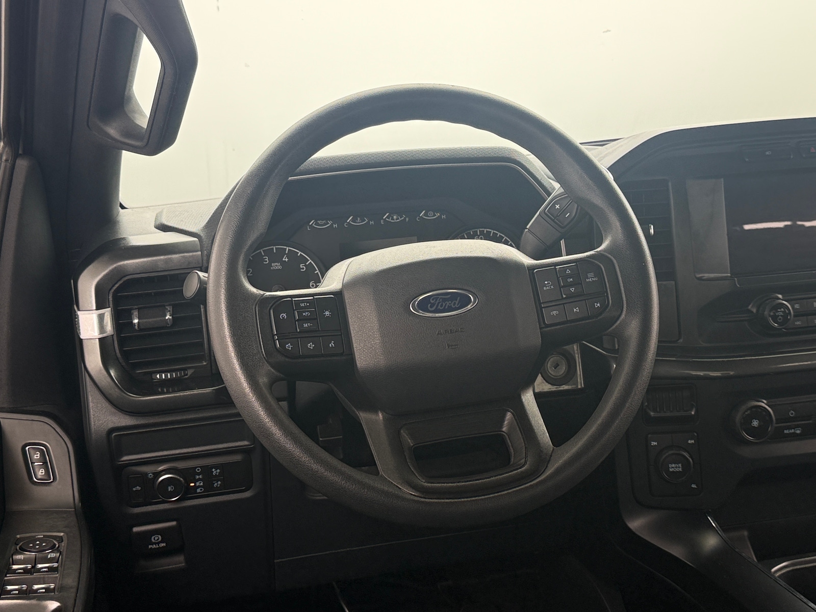 Thumbnail: 2021 Ford Econoline - 5