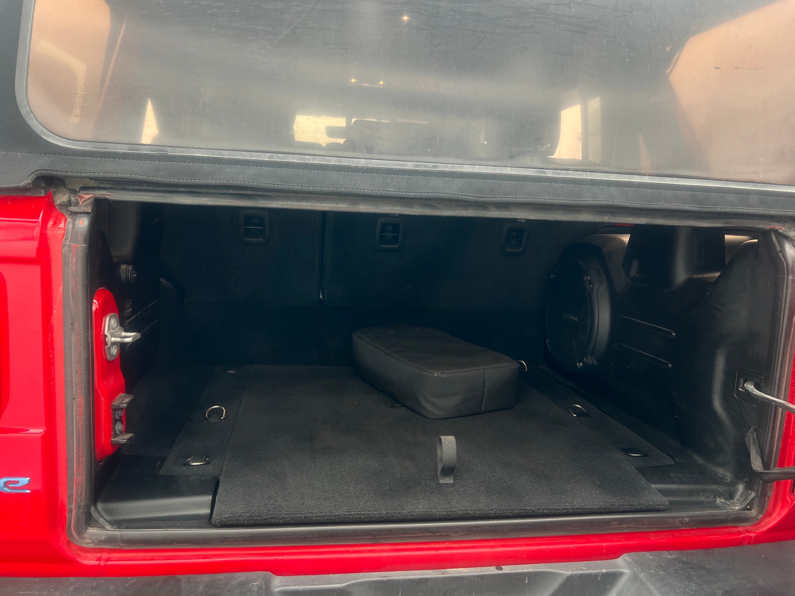Thumbnail: 2021 Jeep Wrangler - 6