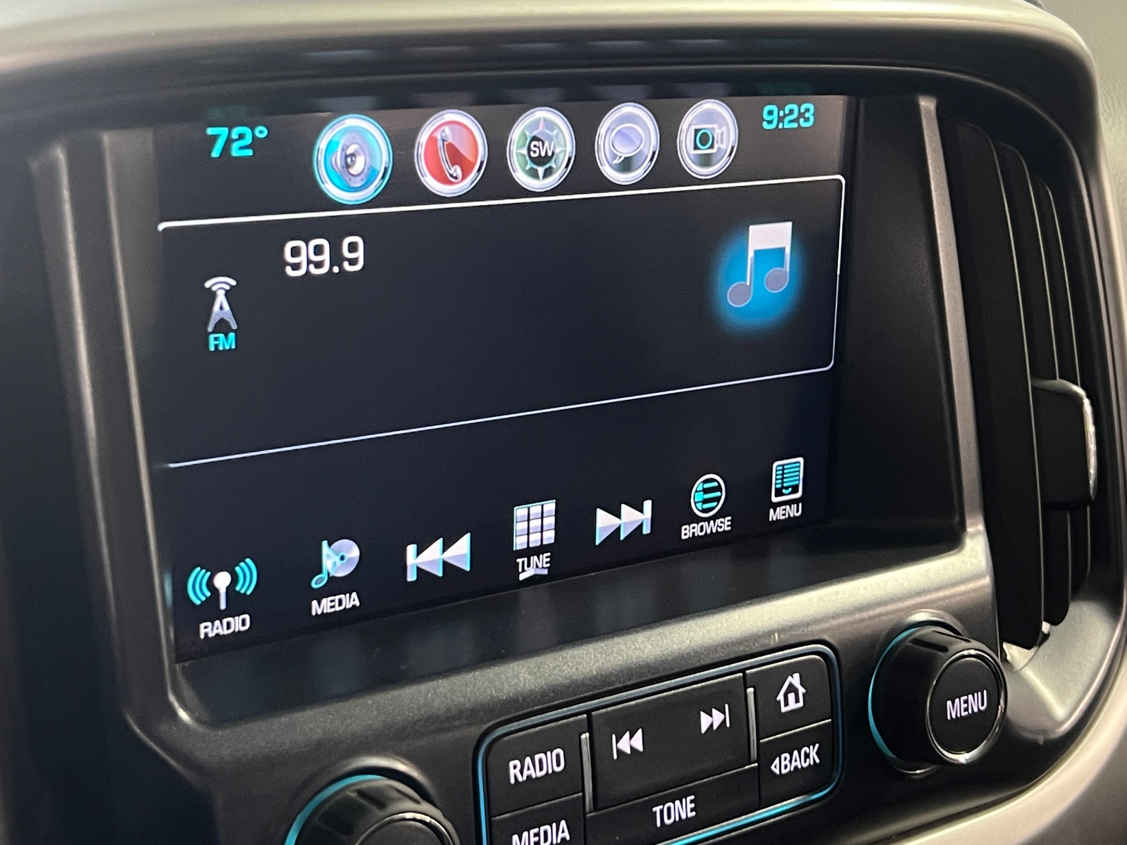 Thumbnail: 2018 Chevrolet Colorado - 4