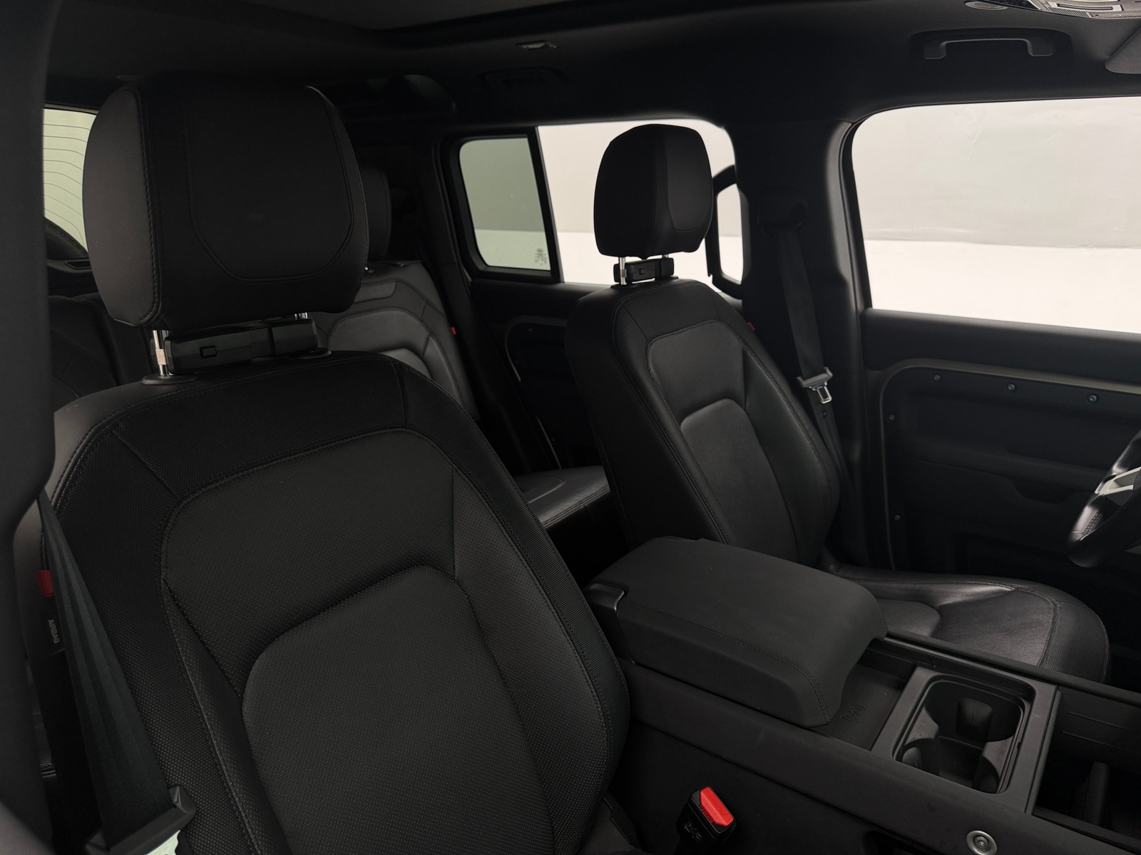 Thumbnail: 2023 Land Rover Defender - 2