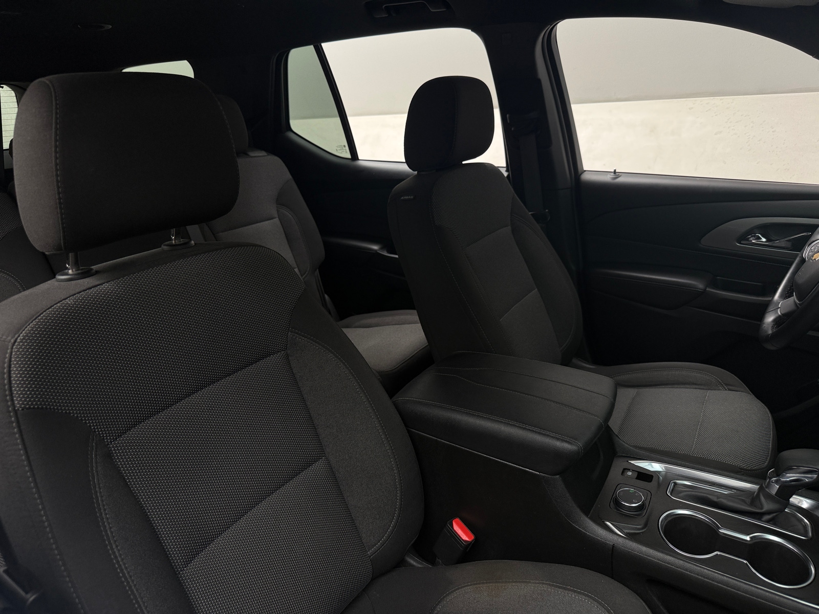 Thumbnail: 2023 Chevrolet Traverse - 2