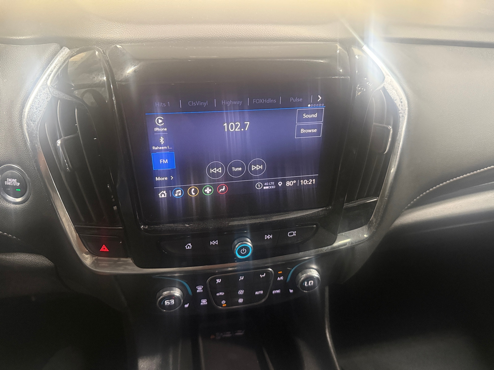 Thumbnail: 2023 Chevrolet Traverse - 4
