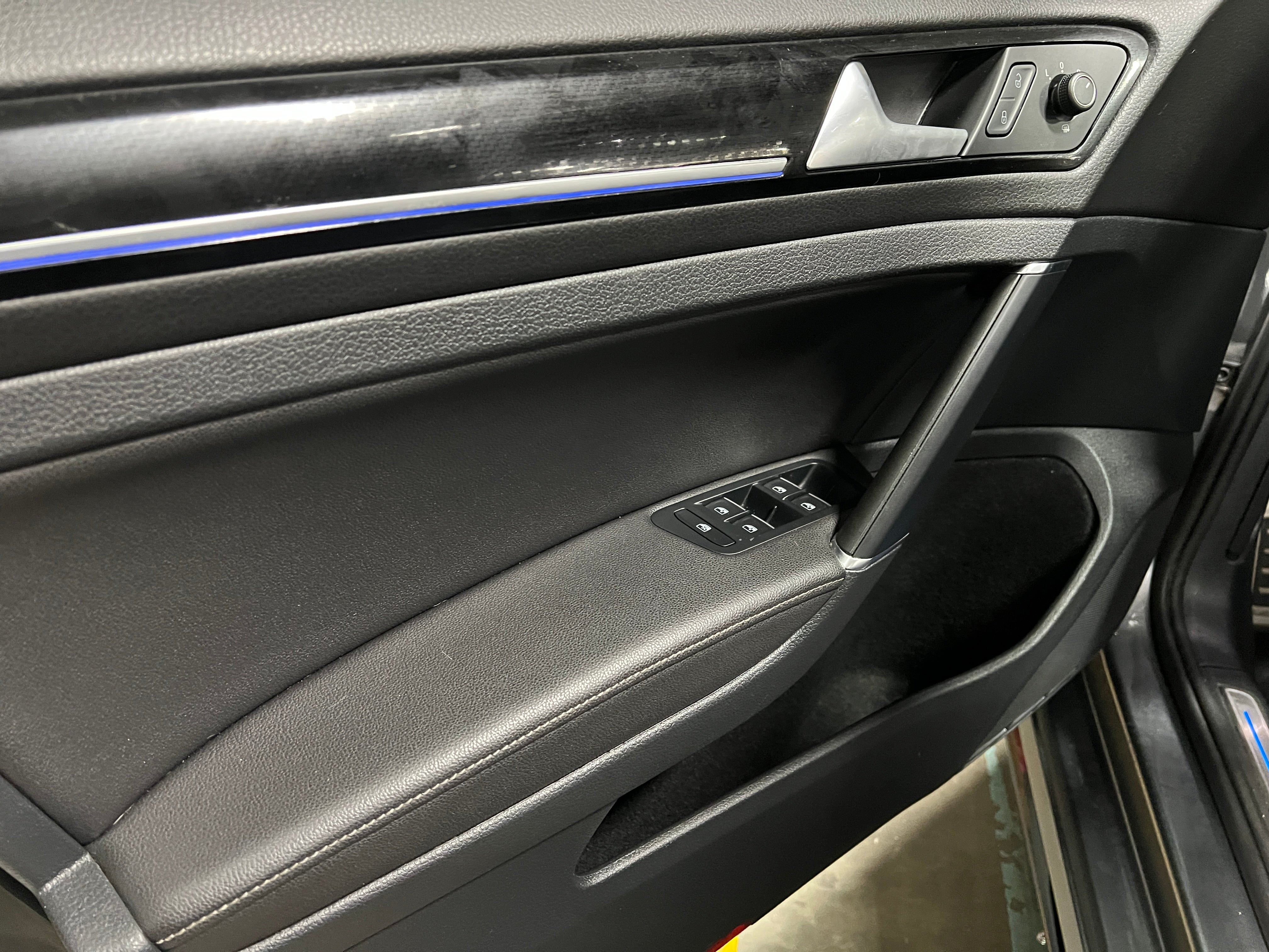 2019 Volkswagen Golf R