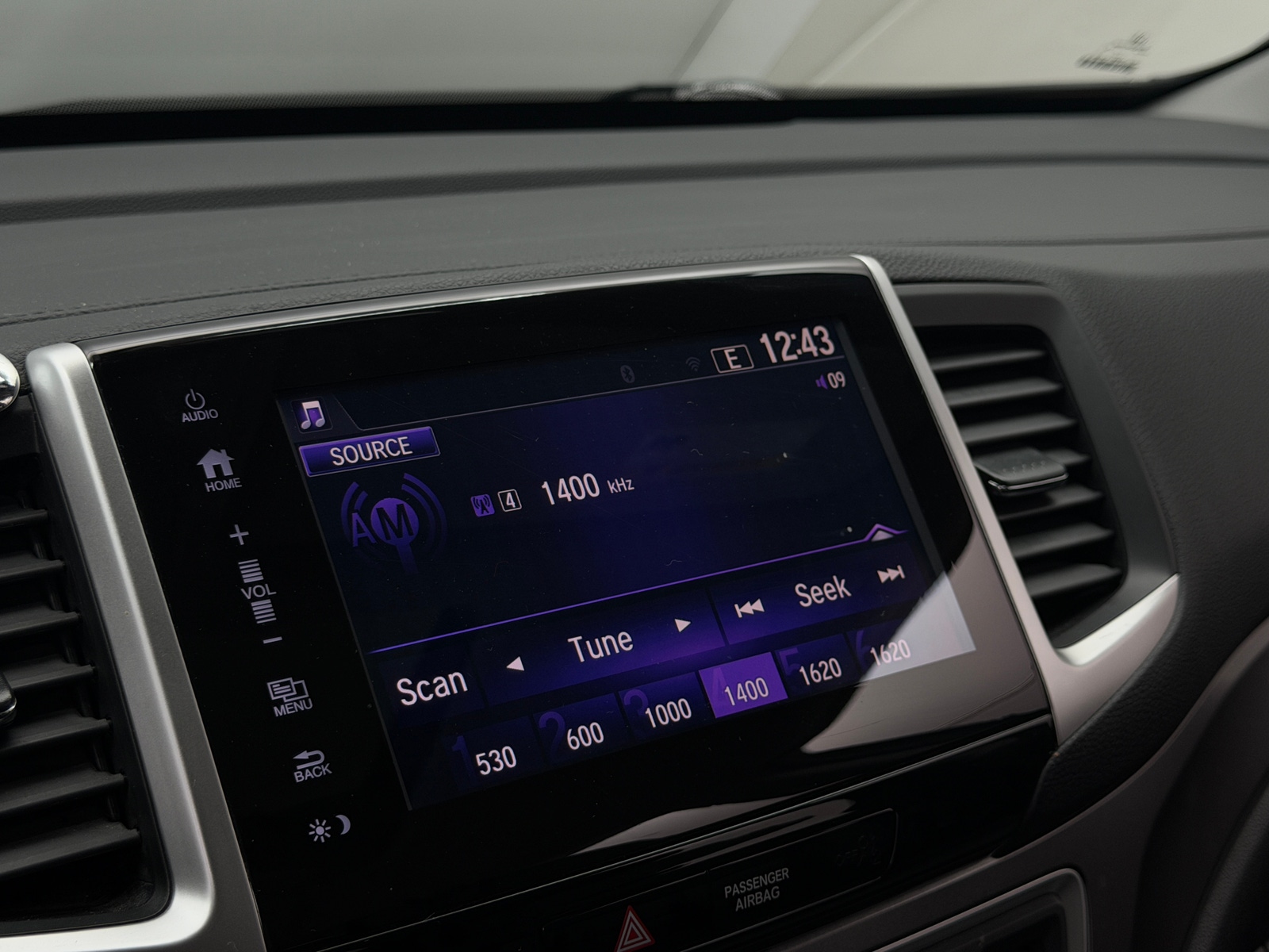 Thumbnail: 2017 Honda Pilot - 3