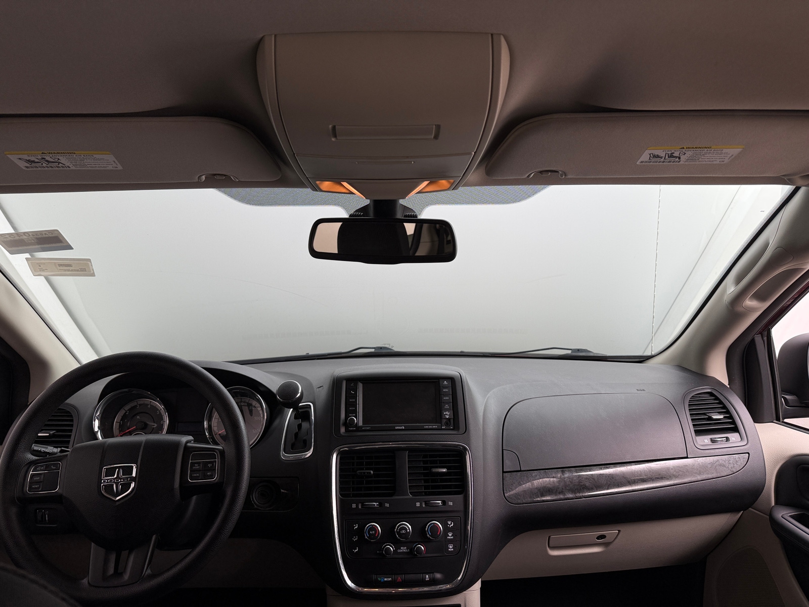 Thumbnail: 2018 Dodge Grand Caravan - 3