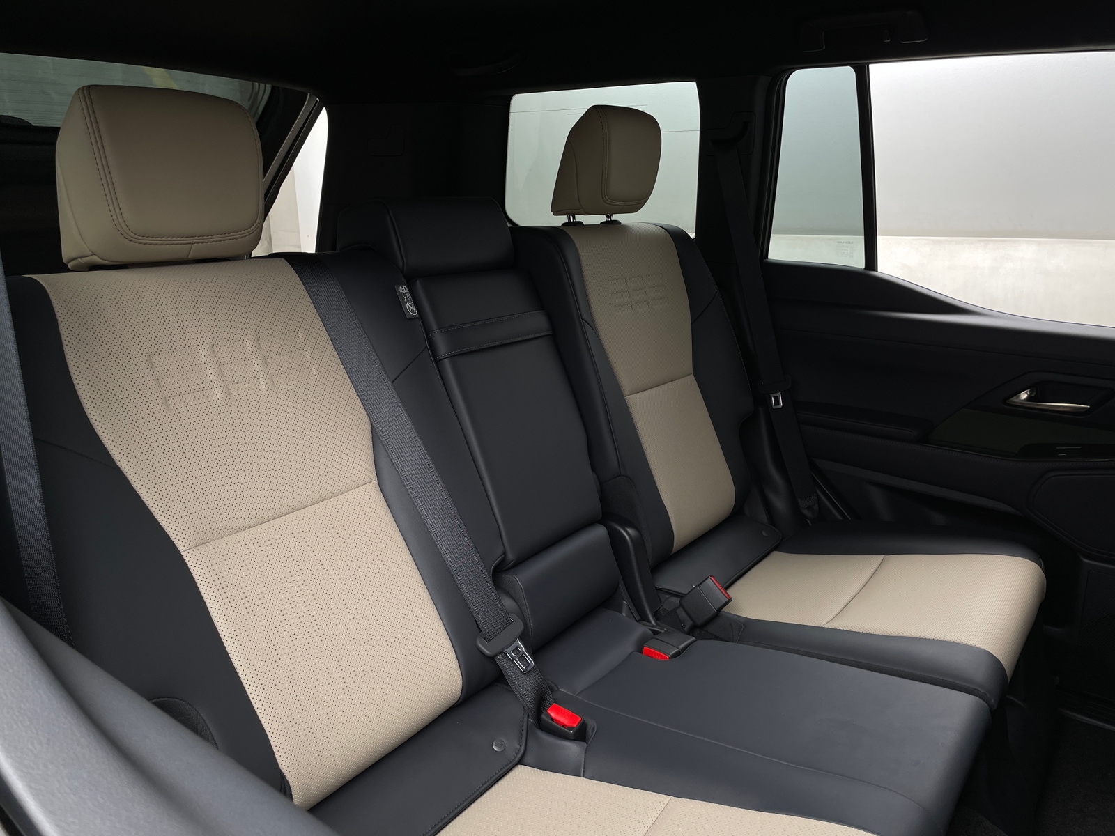 Thumbnail: 2025 Lexus GX - 5