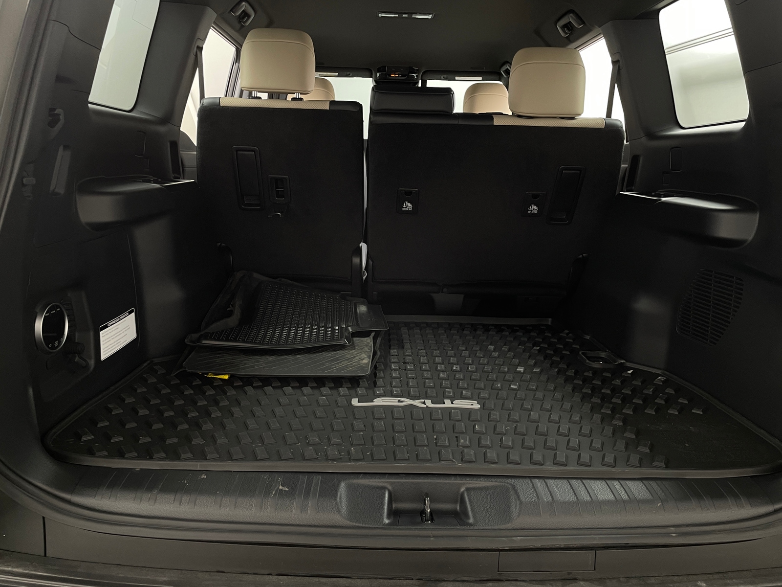 Thumbnail: 2025 Lexus GX - 6
