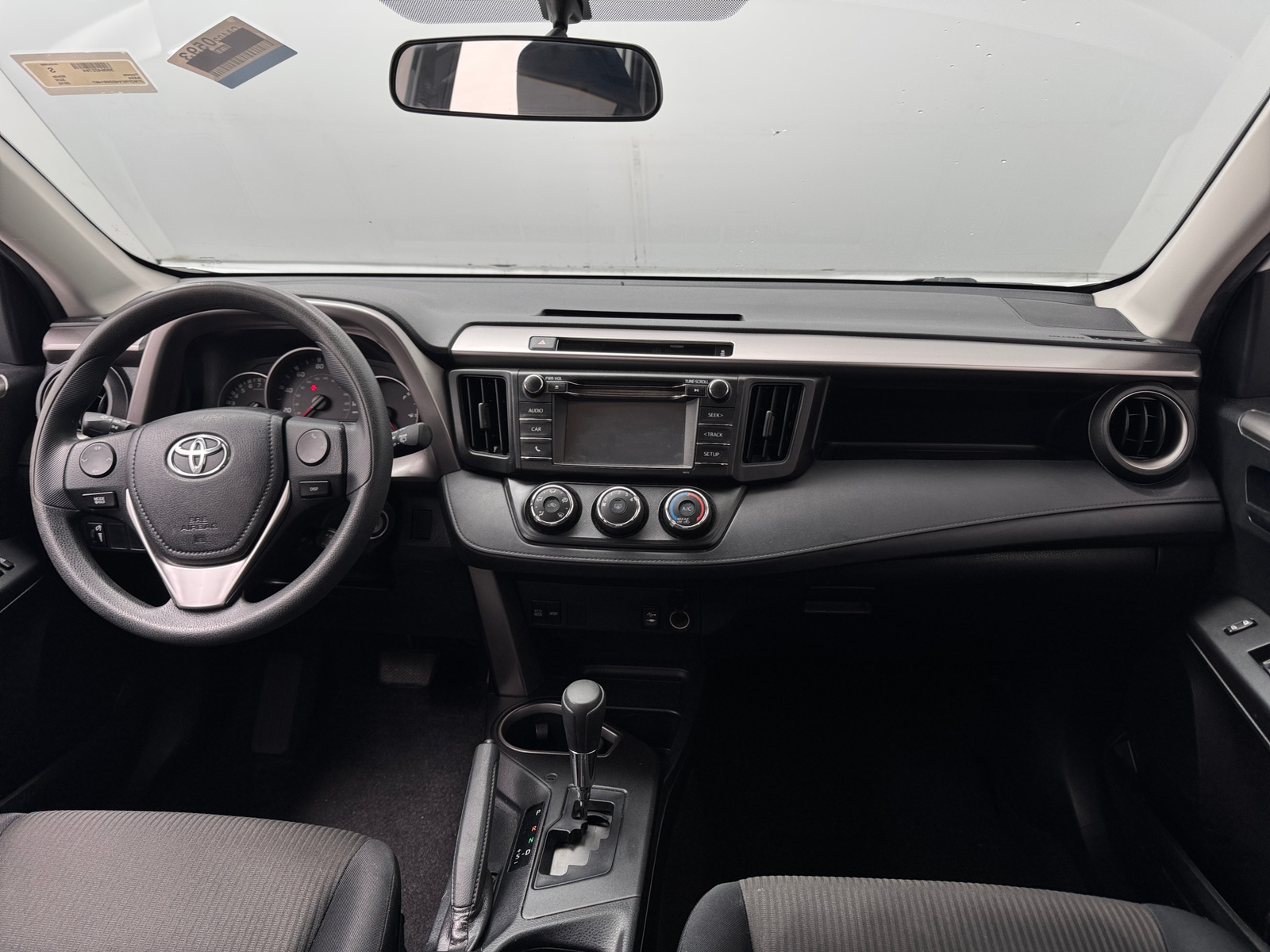 Thumbnail: 2016 Toyota RAV4 - 3