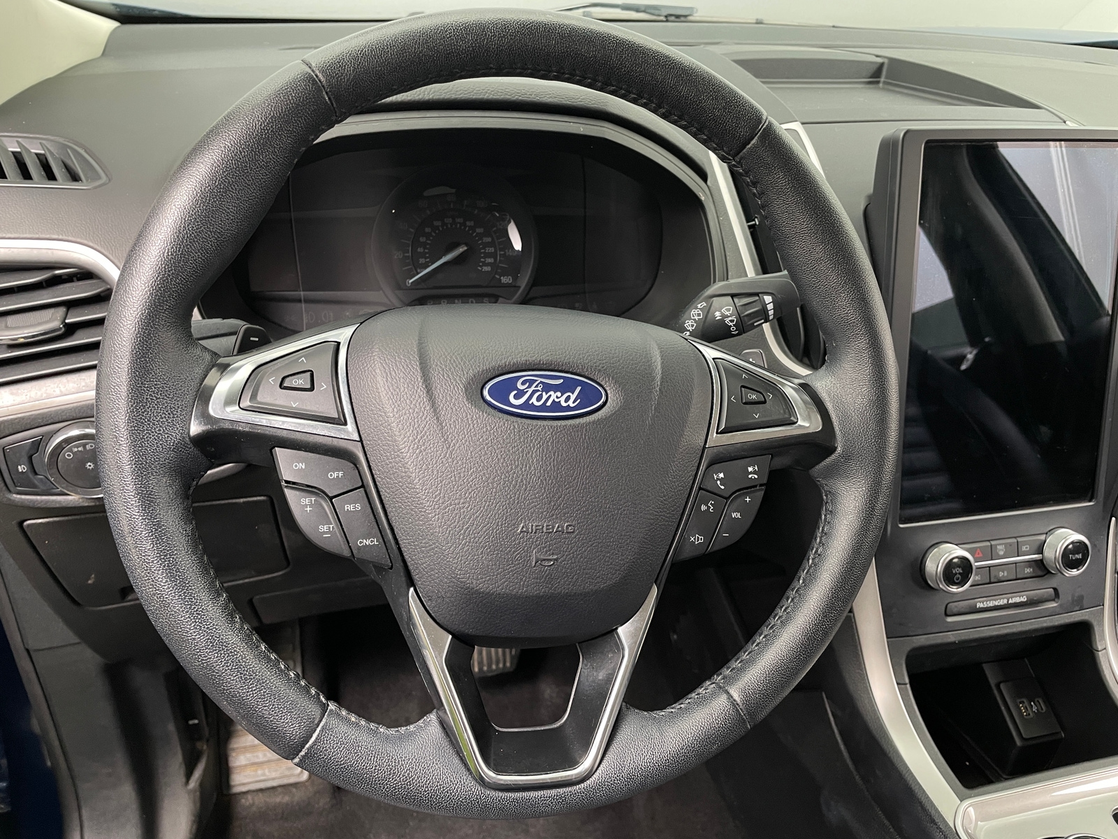 Thumbnail: 2024 Ford Edge - 4