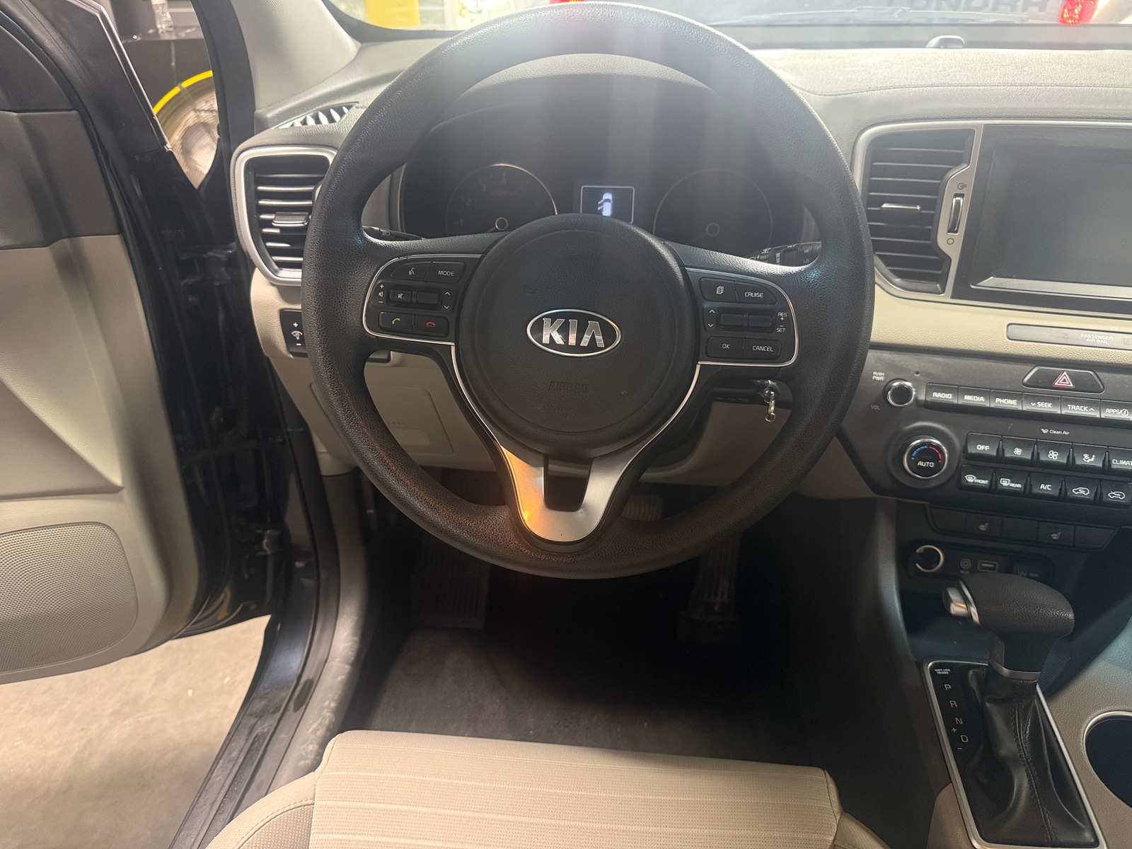 Thumbnail: 2019 Kia Sportage - 5
