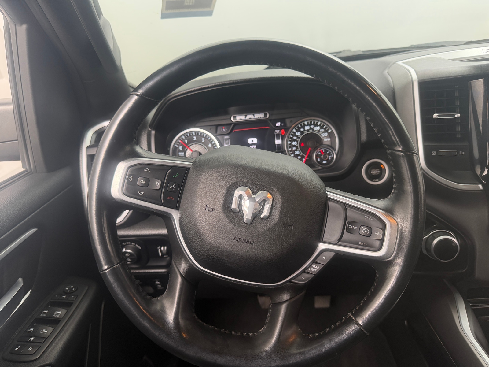 Thumbnail: 2022 RAM 1500 - 5