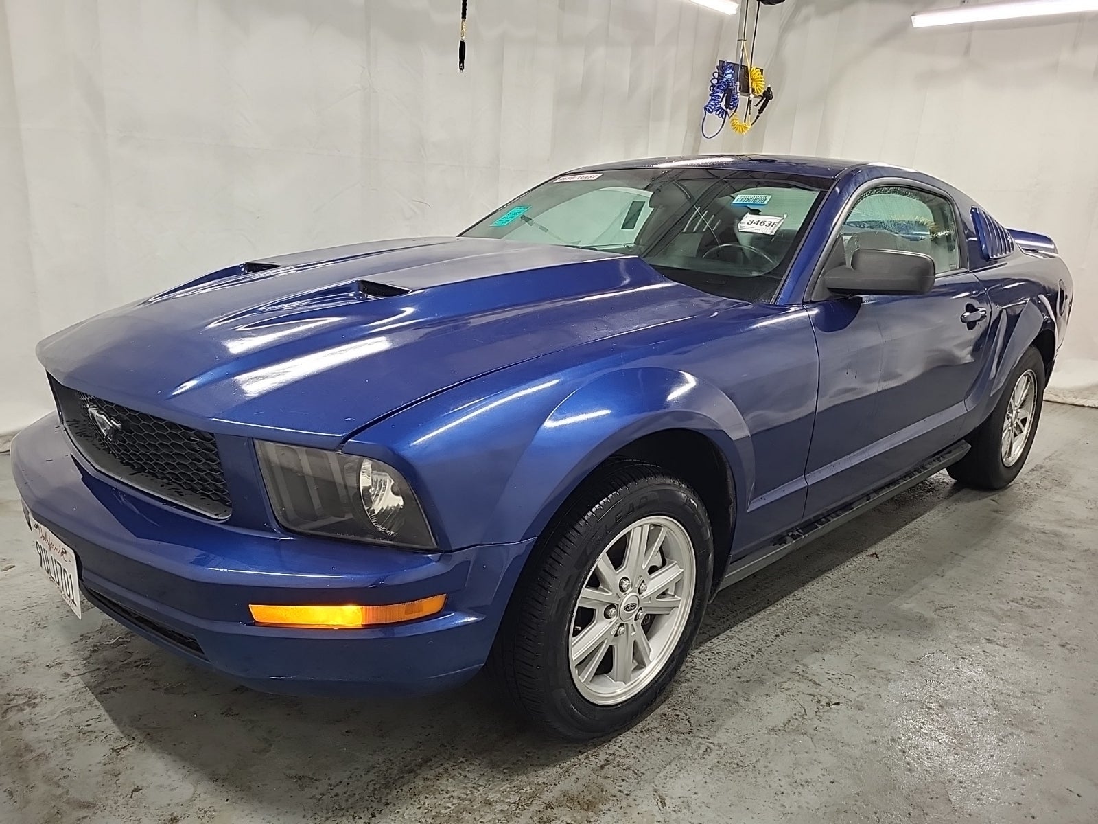 2006 Ford Mustang Standard