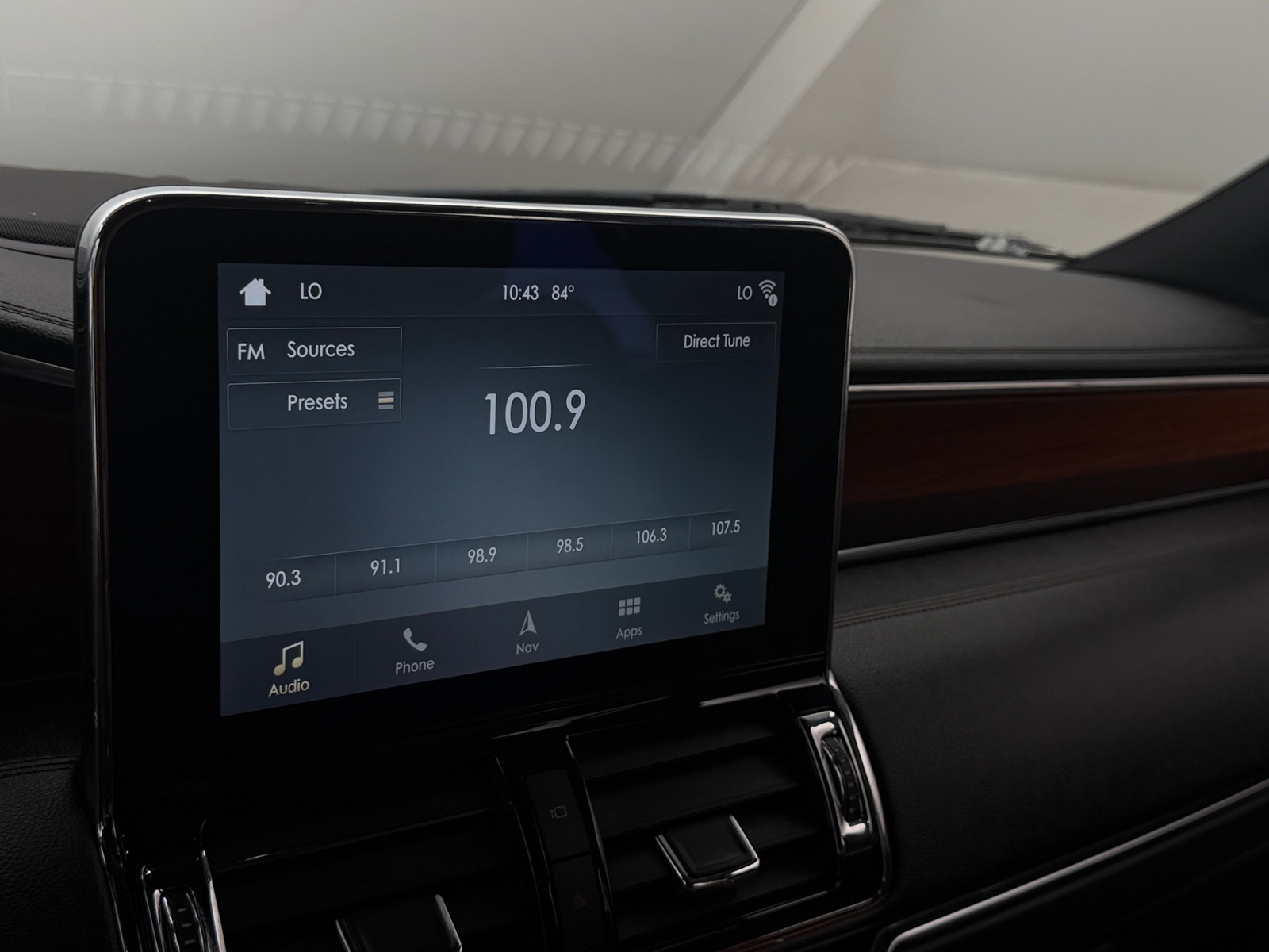 Thumbnail: 2019 Lincoln Navigator L - 3