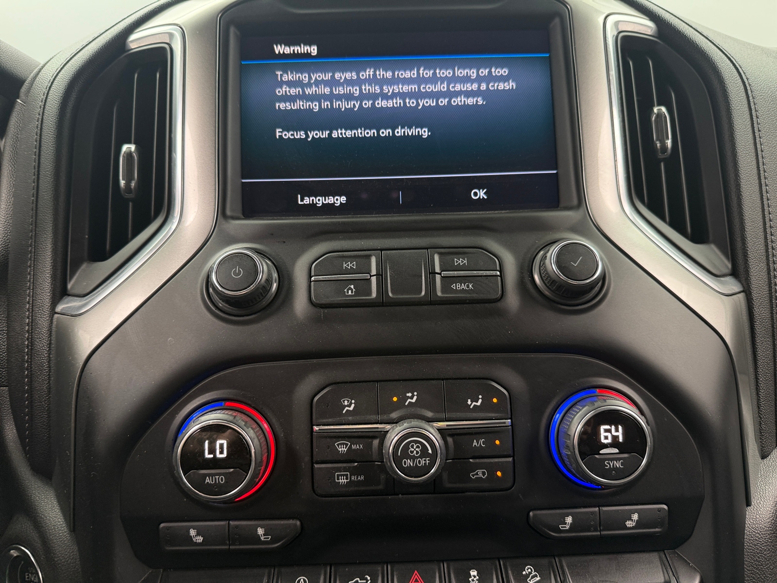 Thumbnail: 2020 Chevrolet Silverado 1500 - 4