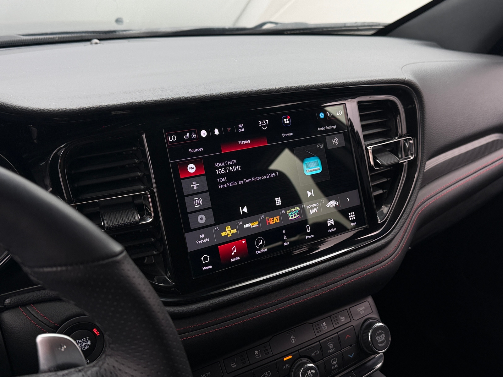Thumbnail: 2023 Dodge Durango - 3