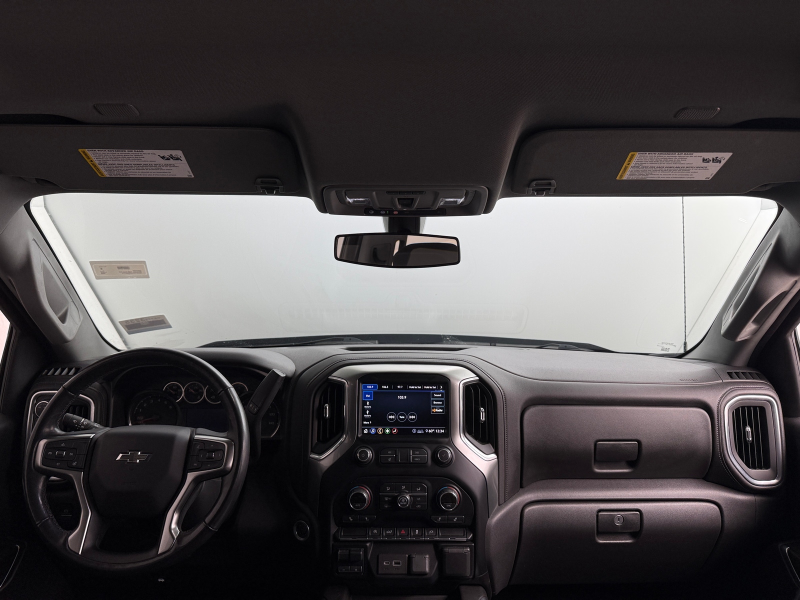 Thumbnail: 2020 Chevrolet Silverado 1500 - 3