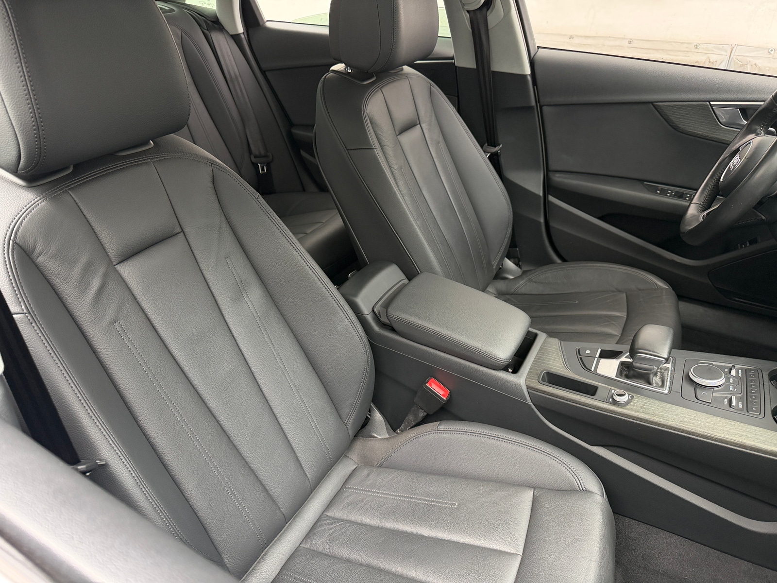 Thumbnail: 2019 Audi A4 - 2