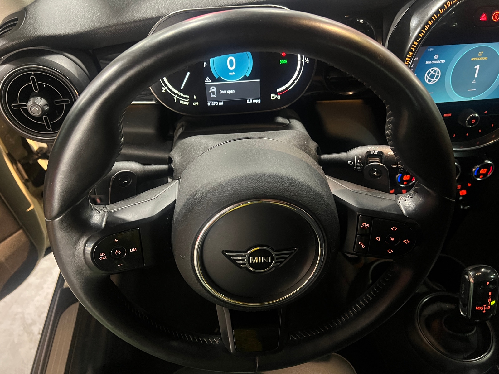Thumbnail: 2023 MINI Cooper Hardtop - 3