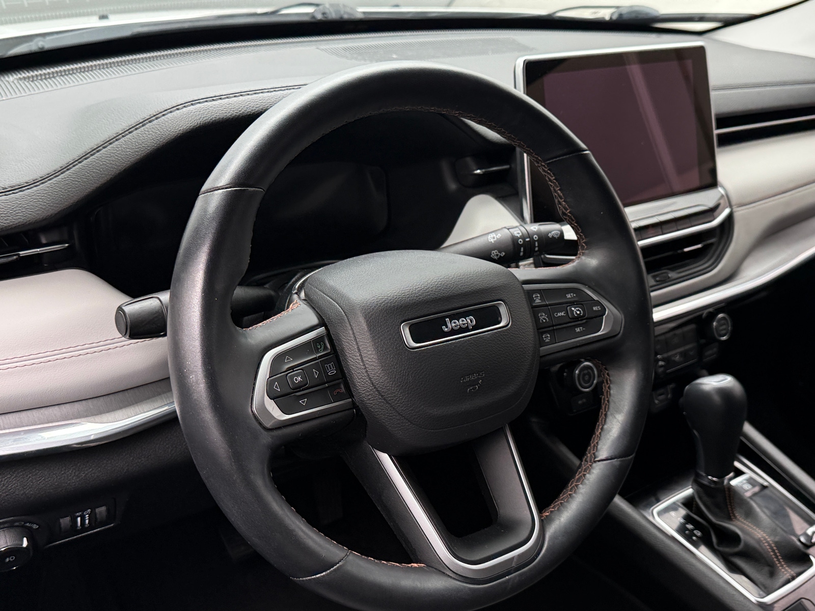 Thumbnail: 2022 Jeep Compass - 4