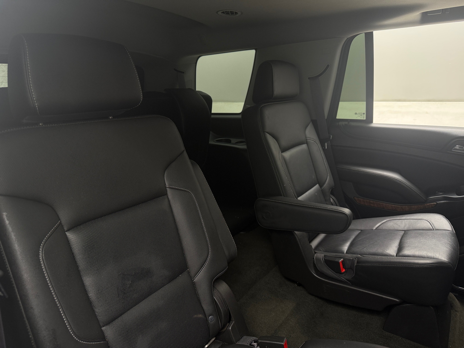 Thumbnail: 2017 Chevrolet Tahoe - 5