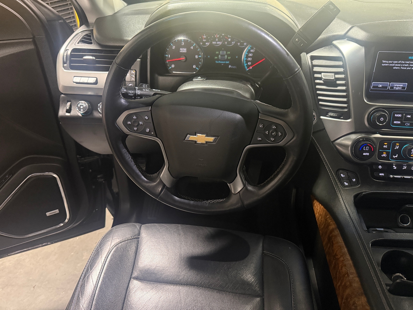 Thumbnail: 2017 Chevrolet Tahoe - 4