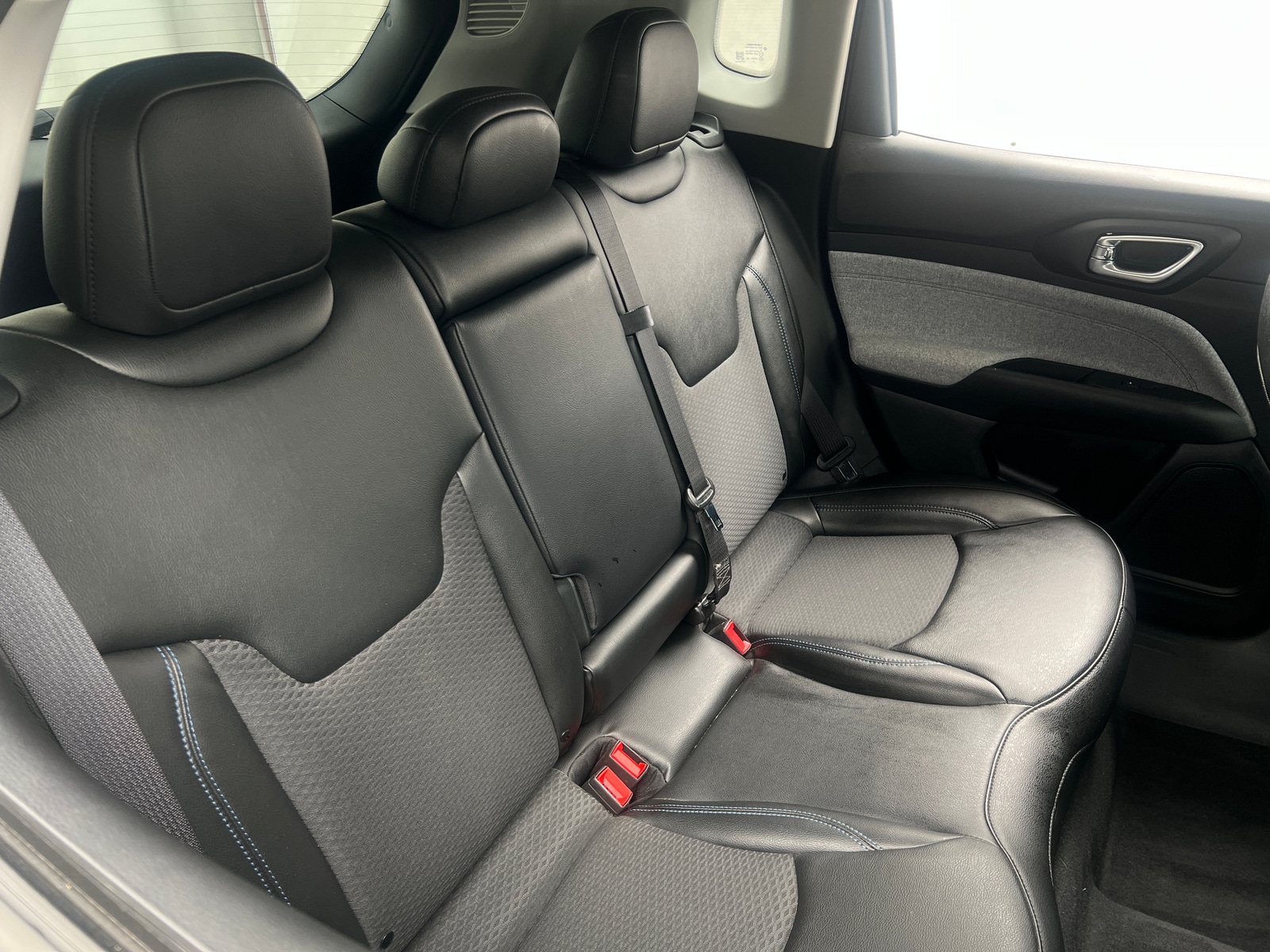 Thumbnail: 2022 Jeep Compass - 6