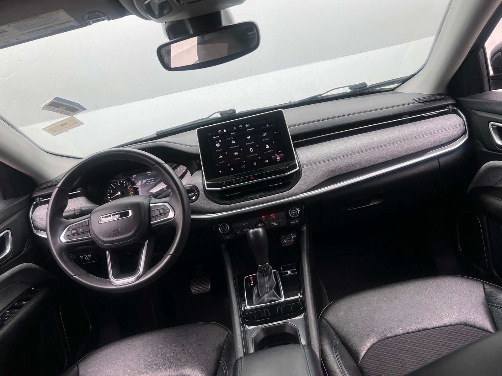 Thumbnail: 2022 Jeep Compass - 3