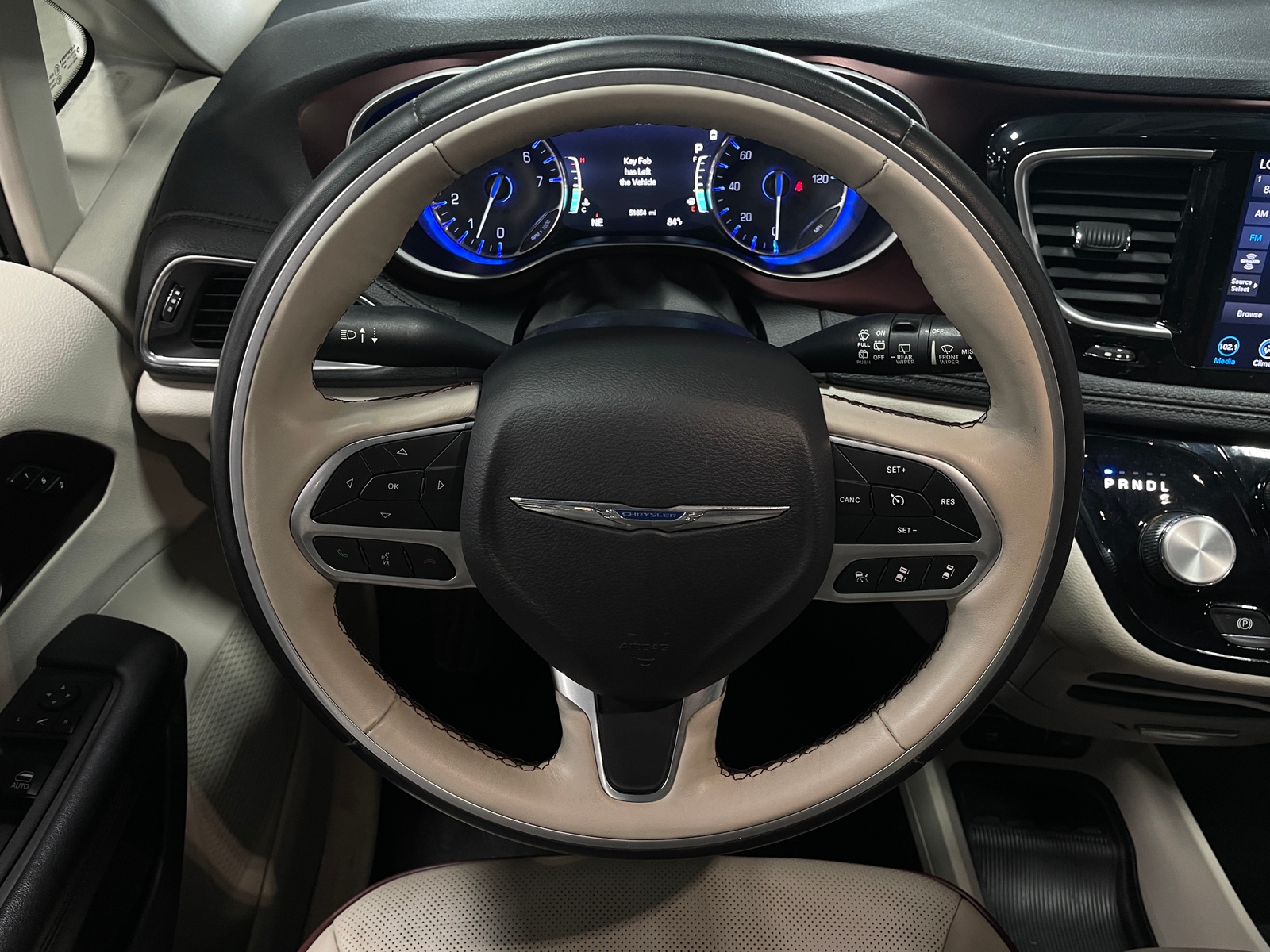 Thumbnail: 2019 Chrysler Pacifica - 4