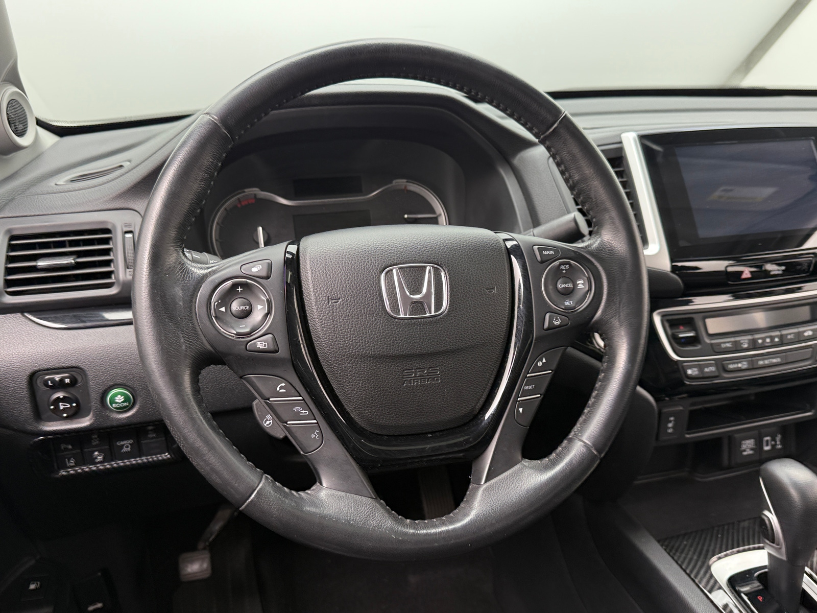 Thumbnail: 2017 Honda Ridgeline - 4