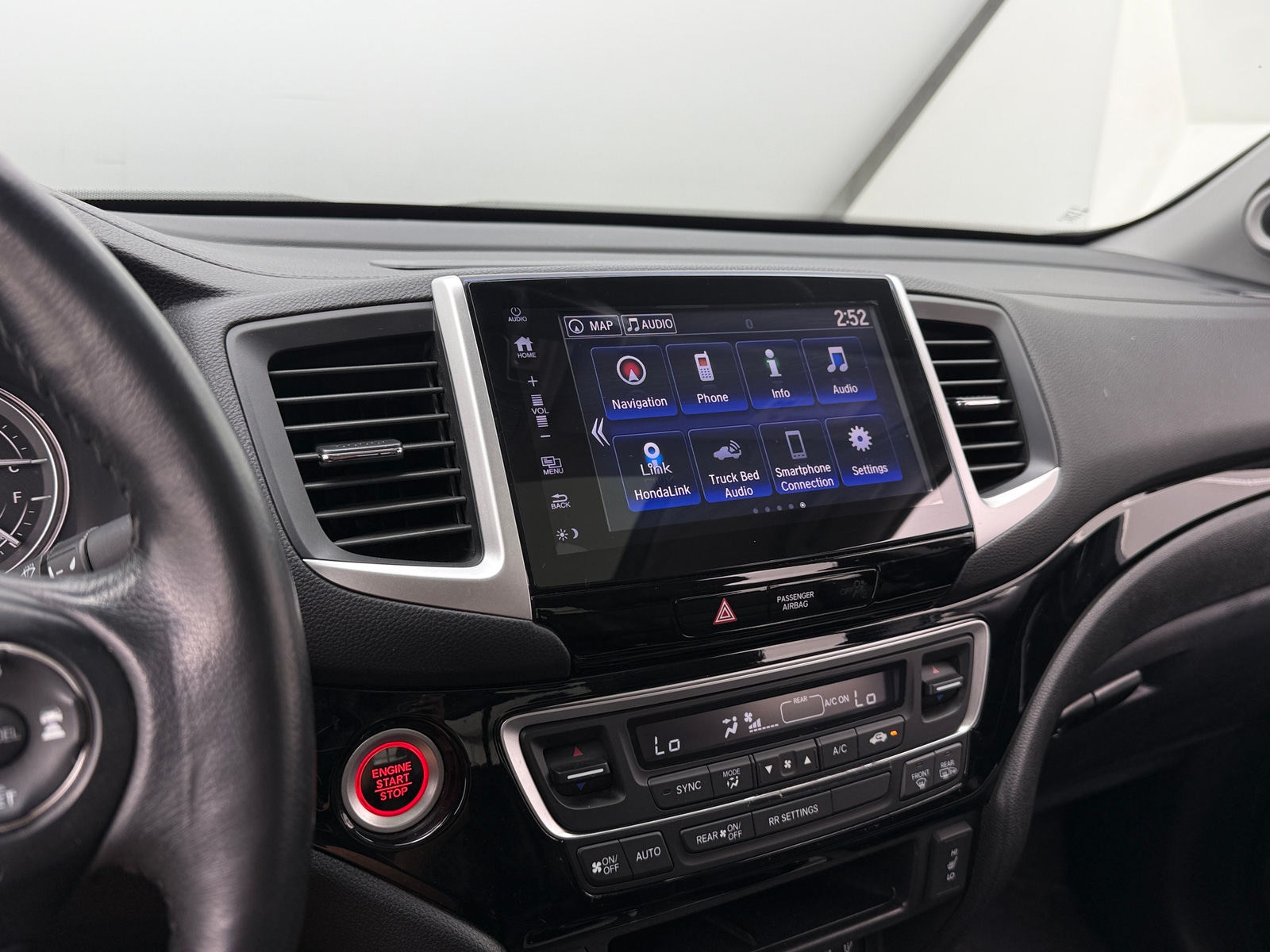 Thumbnail: 2017 Honda Ridgeline - 3