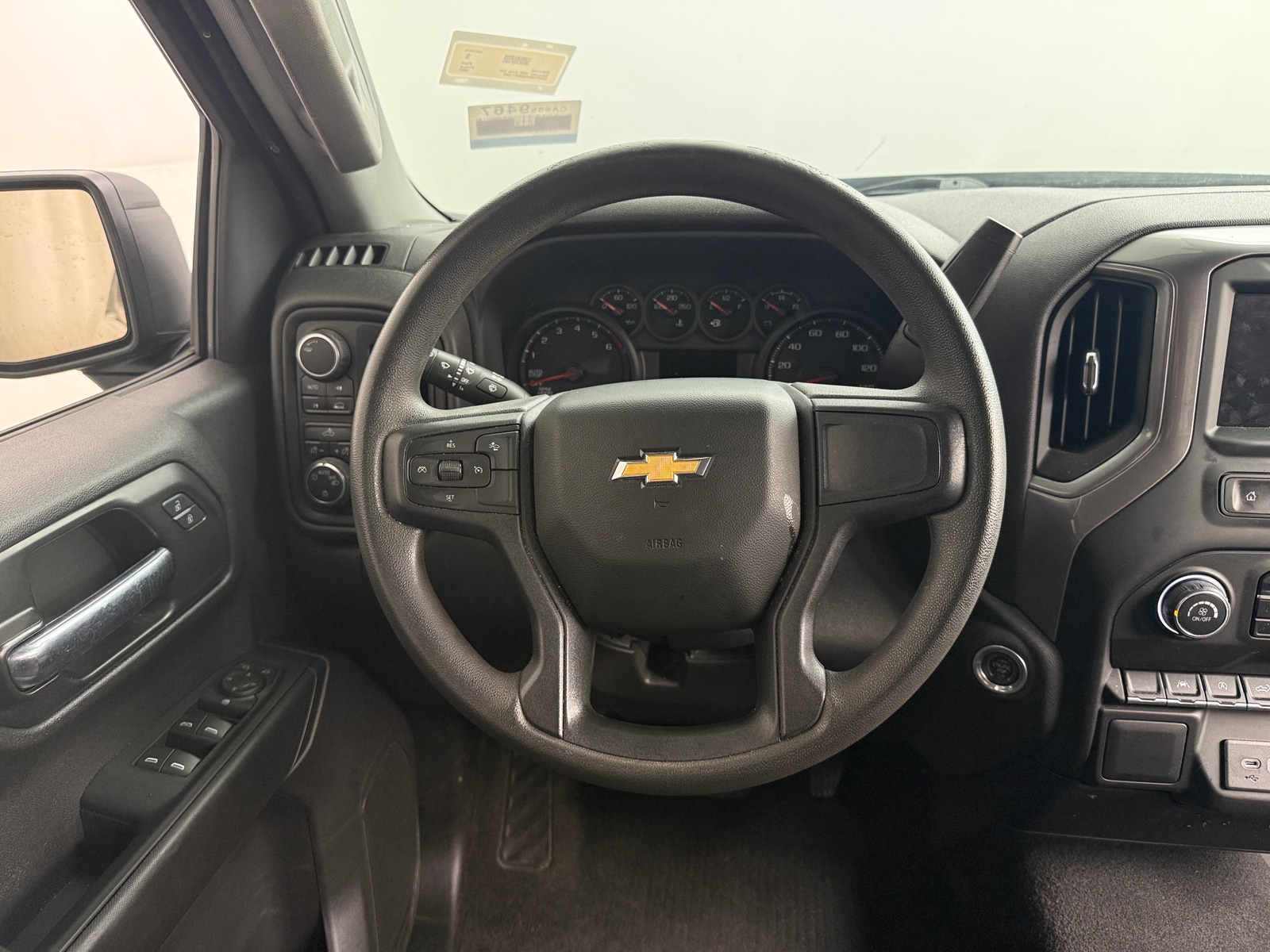 Thumbnail: 2022 Chevrolet Silverado 1500 - 5