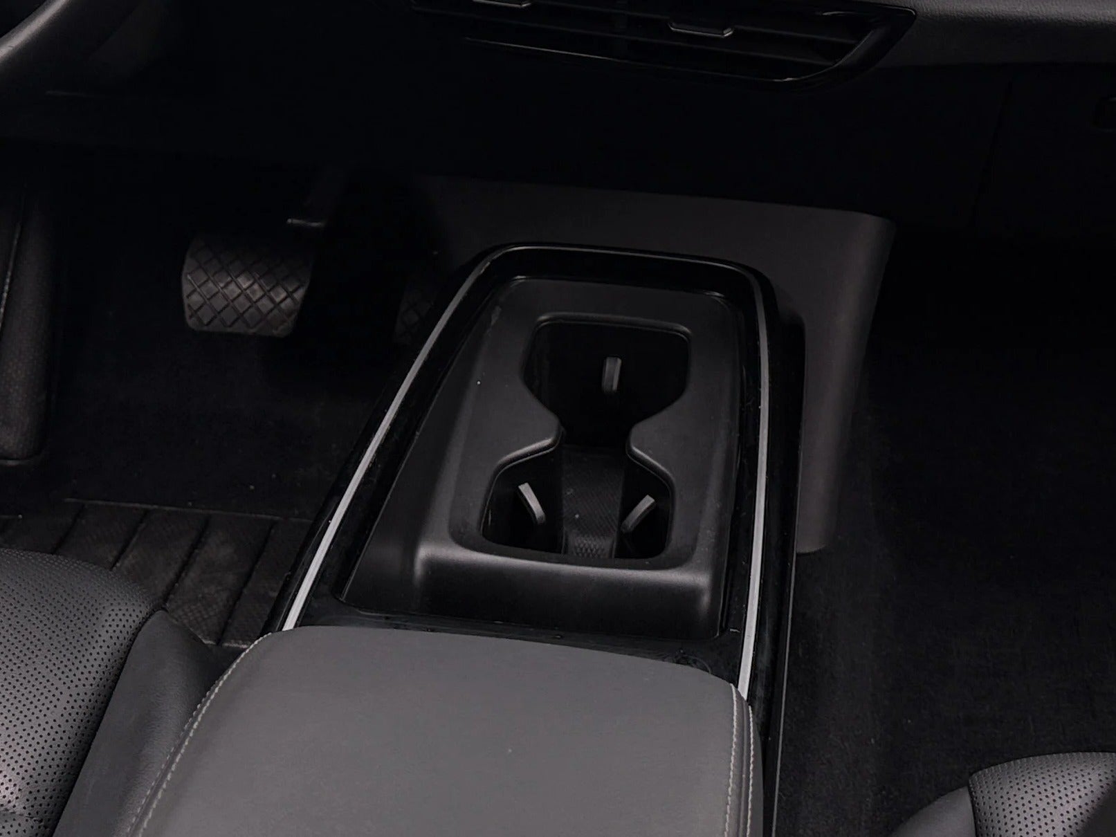 Used 2023 Volkswagen ID.4 PRO S with VIN 1V2WNPE82PC019711 for sale in Auburn, WA