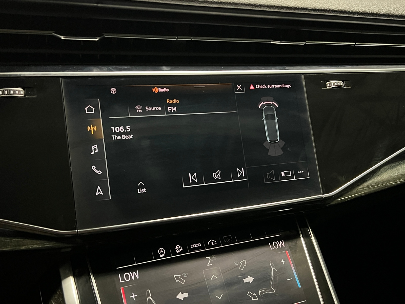 Thumbnail: 2022 Audi Q7 - 4