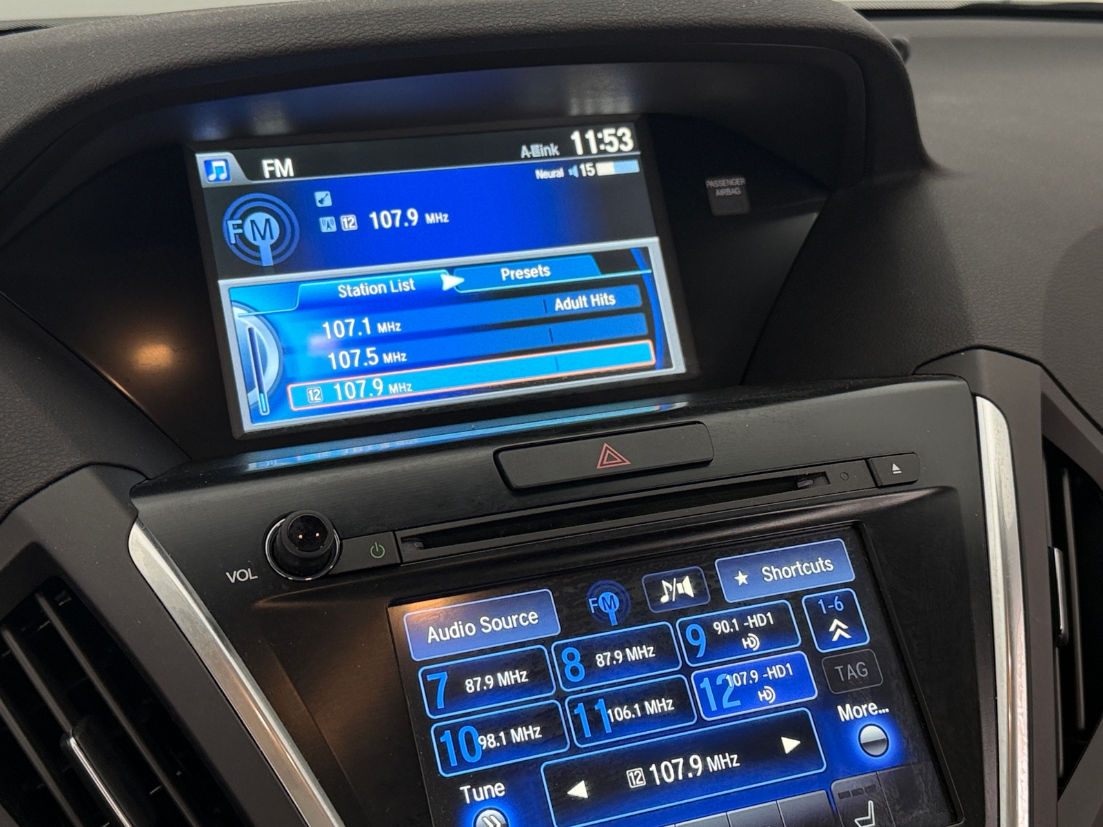 Thumbnail: 2016 Acura MDX - 3