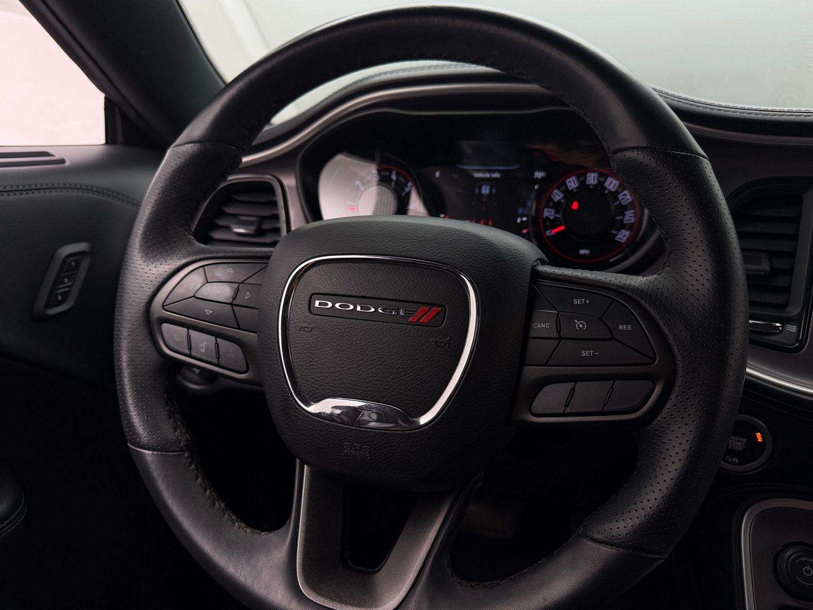 Thumbnail: 2022 Dodge Challenger - 3