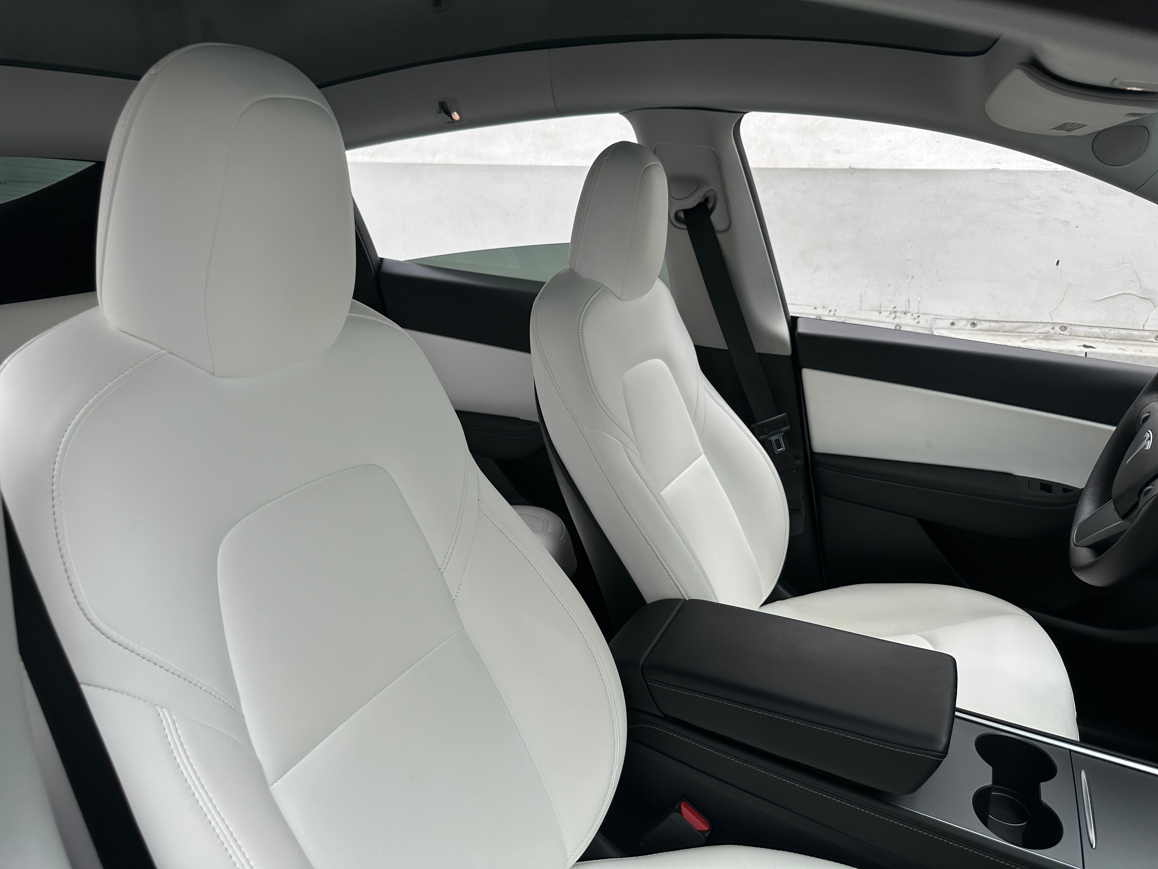 Used 2021 Tesla Model Y Long Range with VIN 5YJYGDEEXMF198667 for sale in Auburn, WA