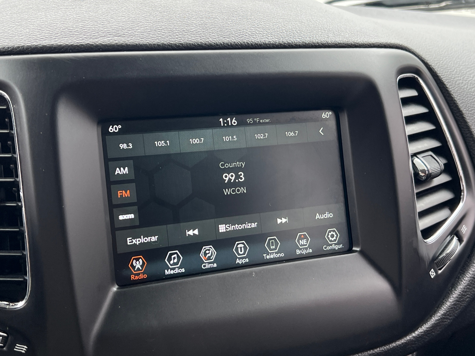 Thumbnail: 2019 Jeep Compass - 4