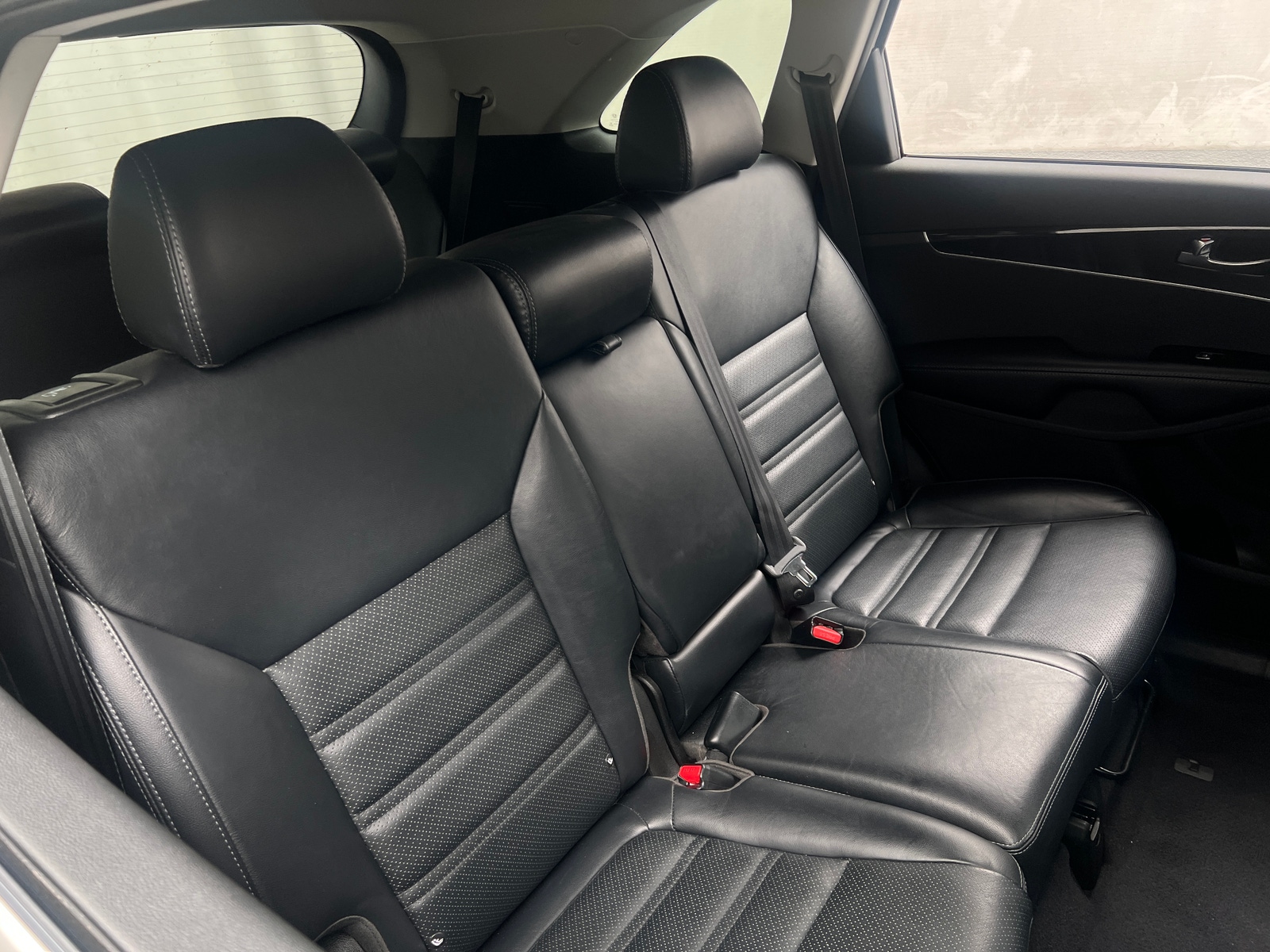 Thumbnail: 2019 Kia Sorento - 5