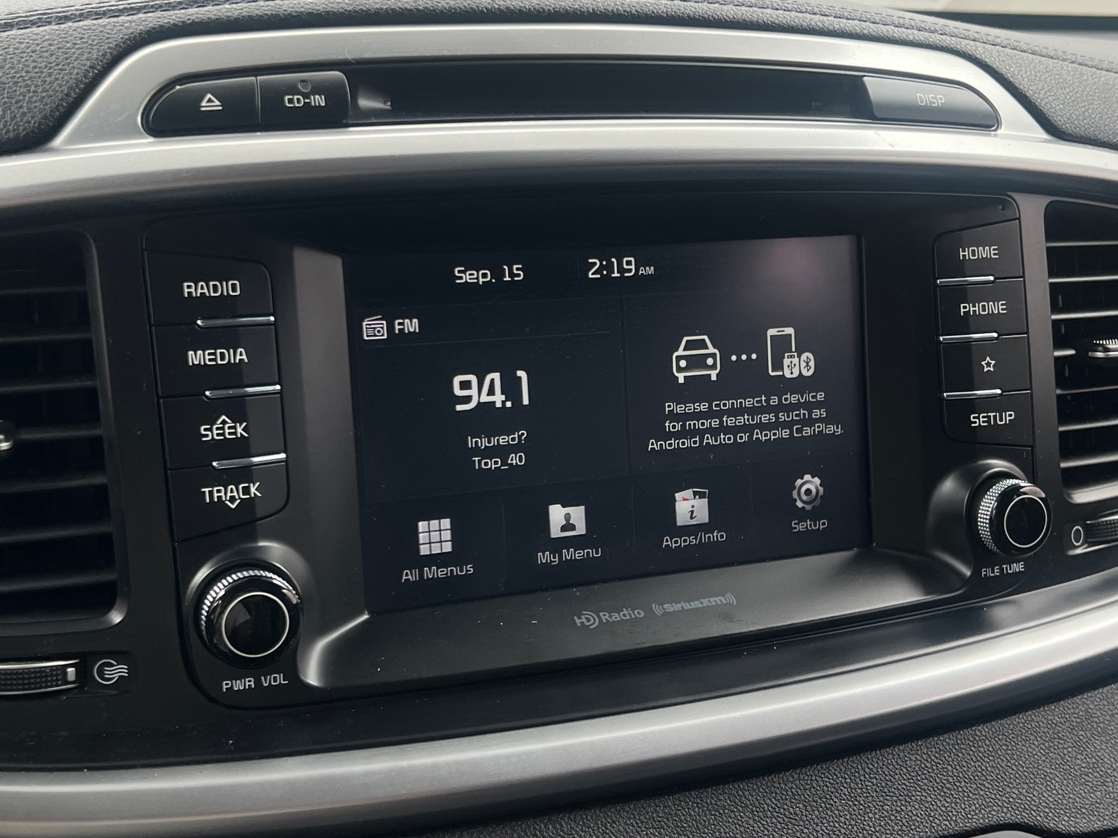 Thumbnail: 2019 Kia Sorento - 3