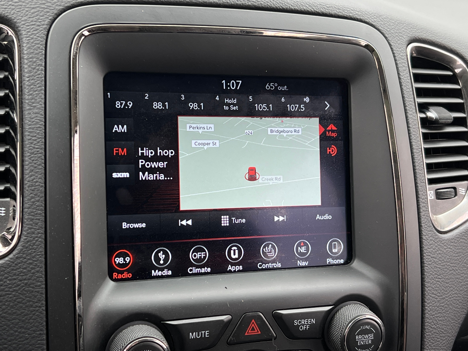 Thumbnail: 2018 Dodge Durango - 3