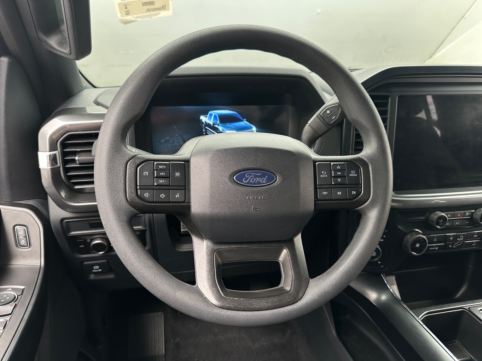 Thumbnail: 2025 Ford Econoline - 5
