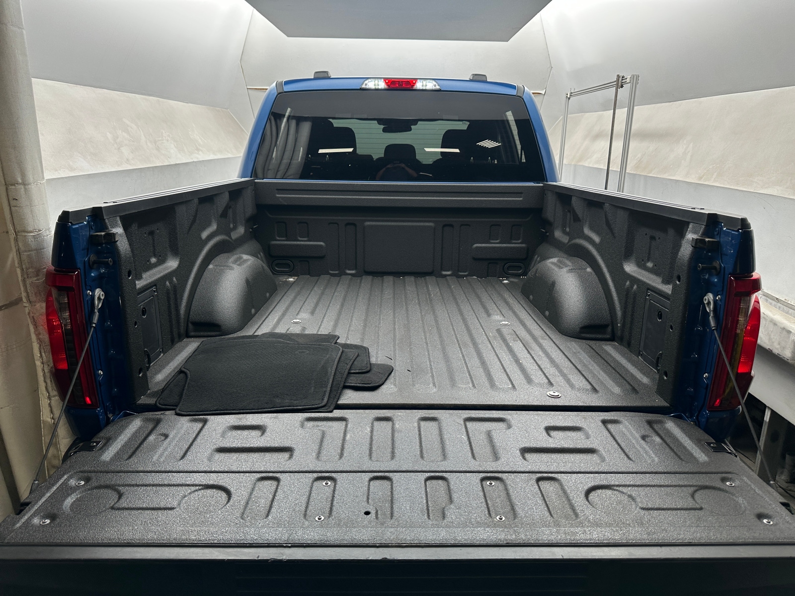 Thumbnail: 2025 Ford Econoline - 7