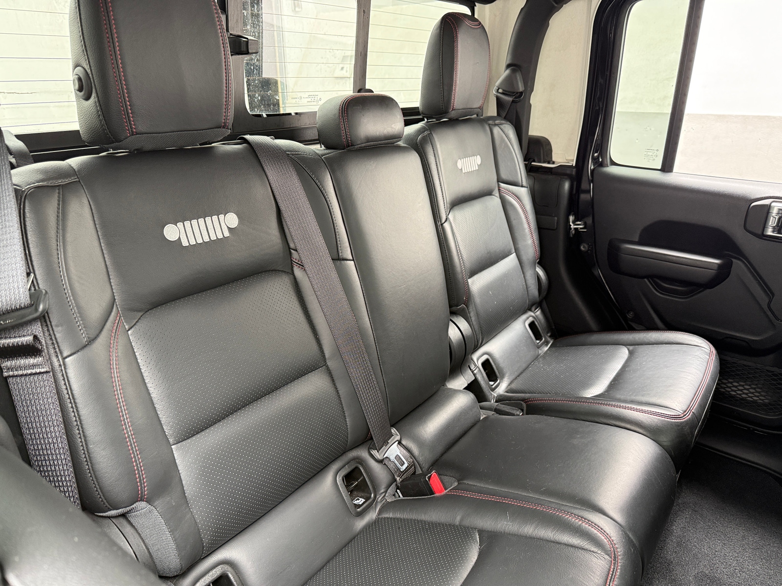 Thumbnail: 2021 Jeep Gladiator - 6