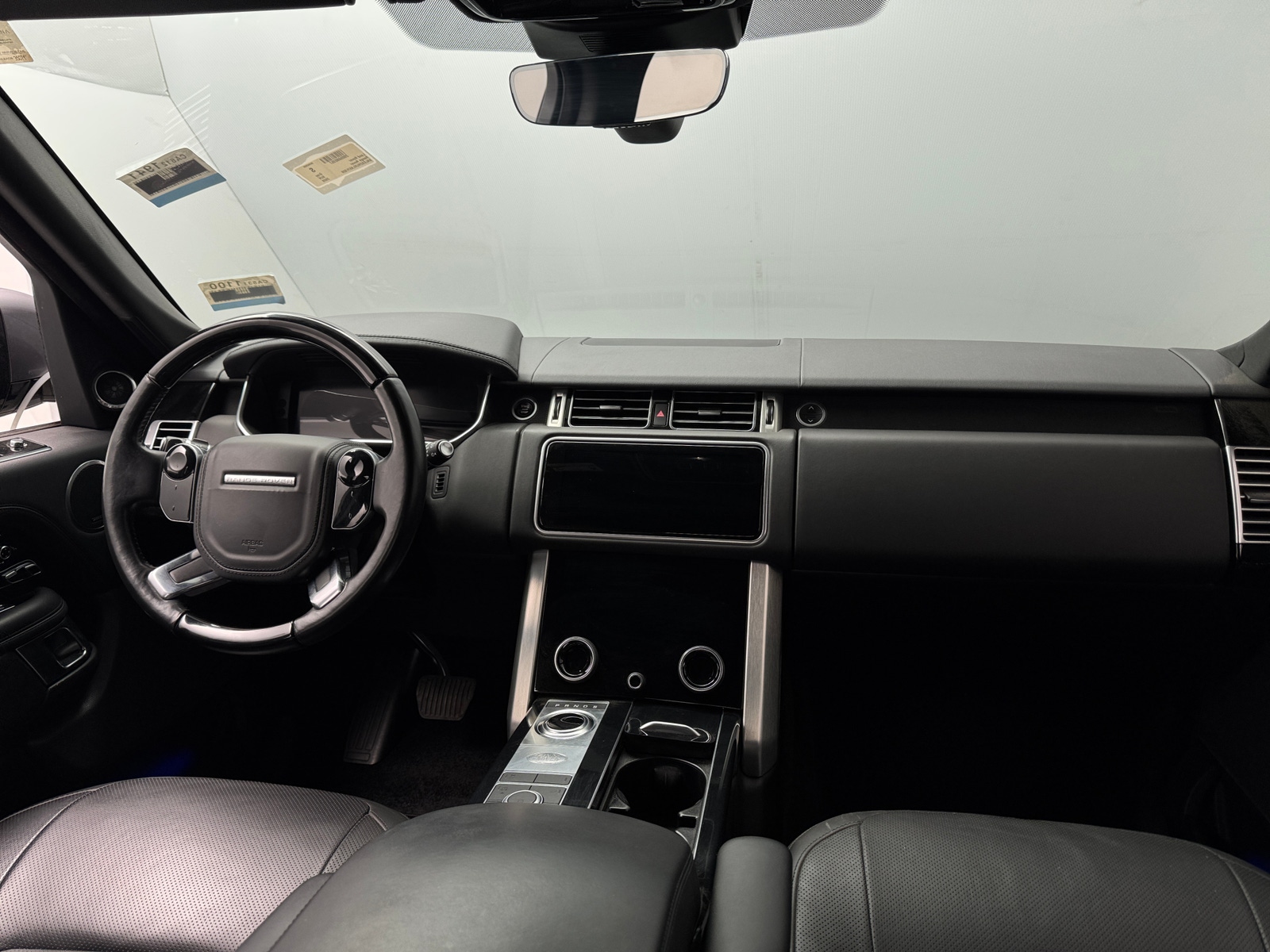Thumbnail: 2020 Land Rover Range Rover - 3