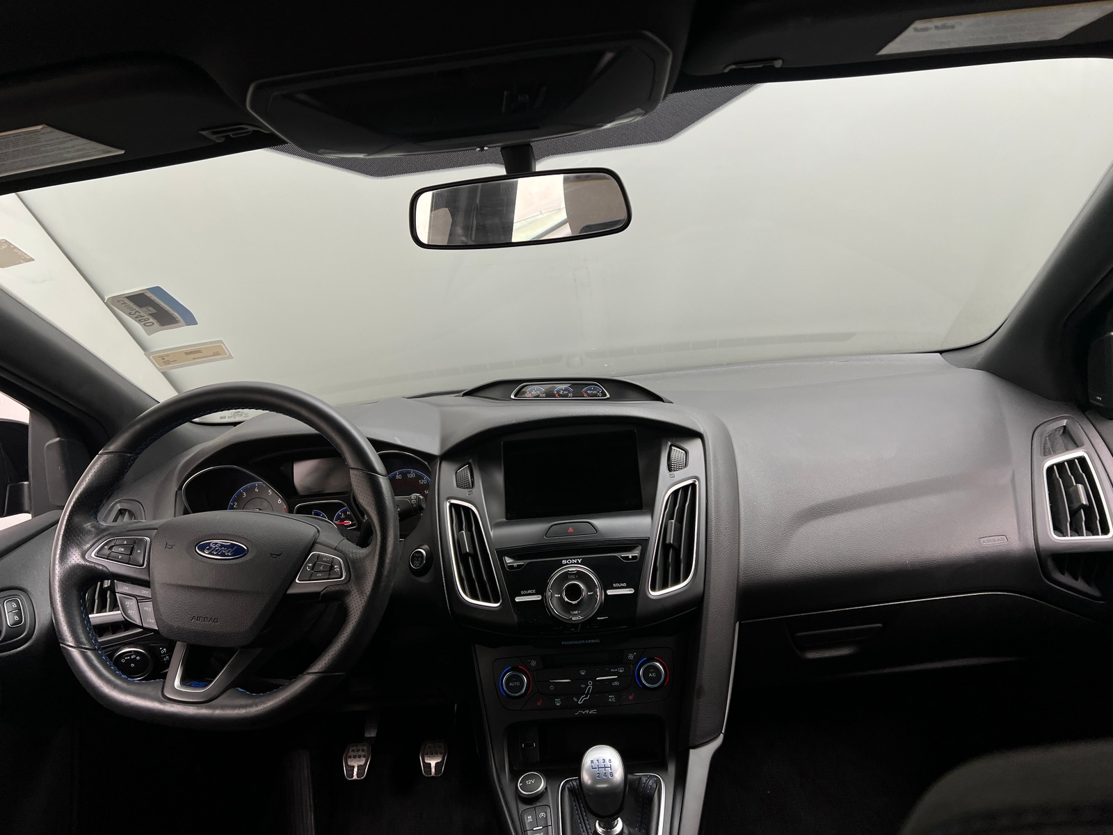 Thumbnail: 2017 Ford Focus - 3