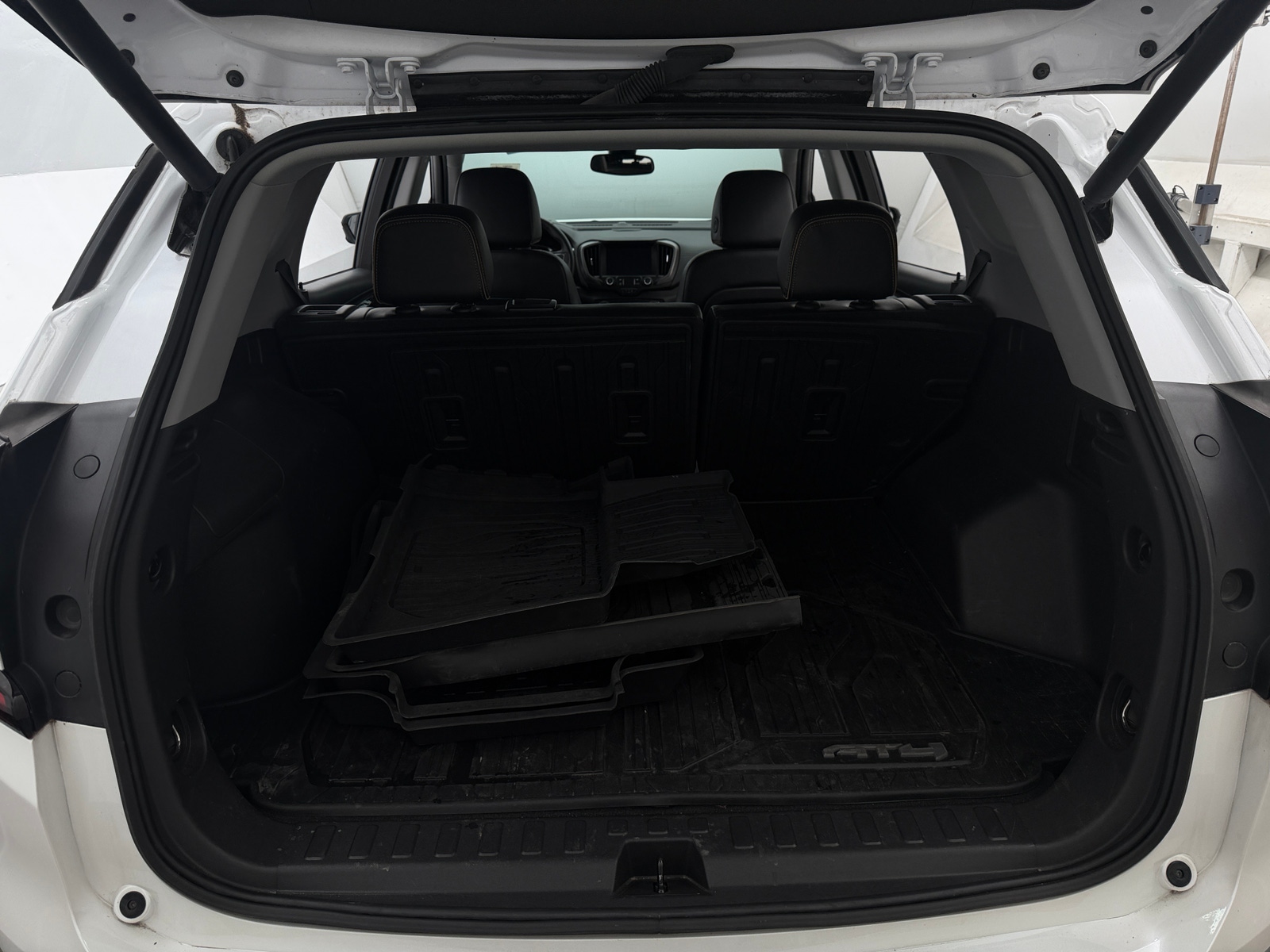 Thumbnail: 2023 GMC Terrain - 6